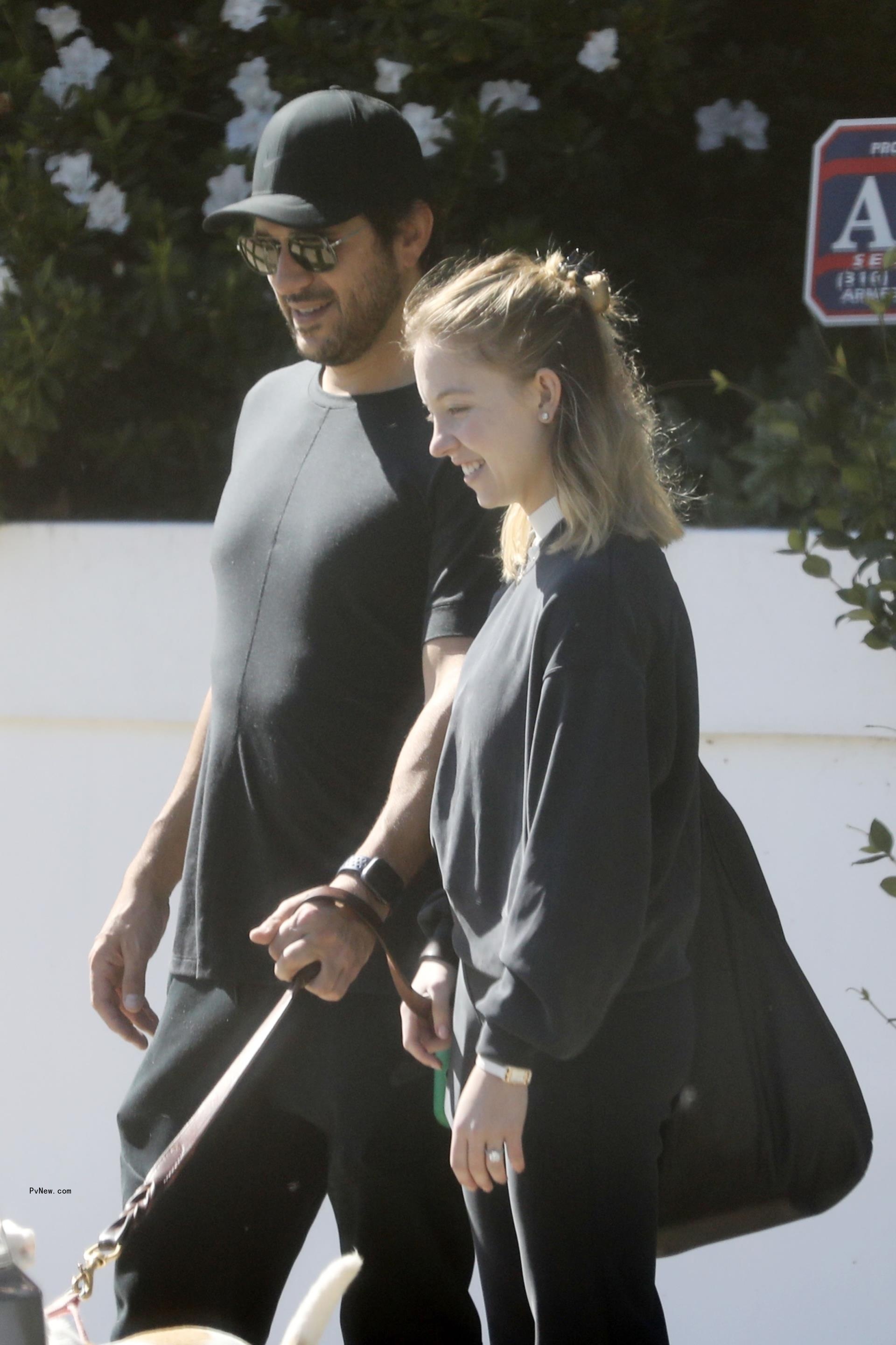 Sydney Sweeney and Jo<i></i>nathan Davino.