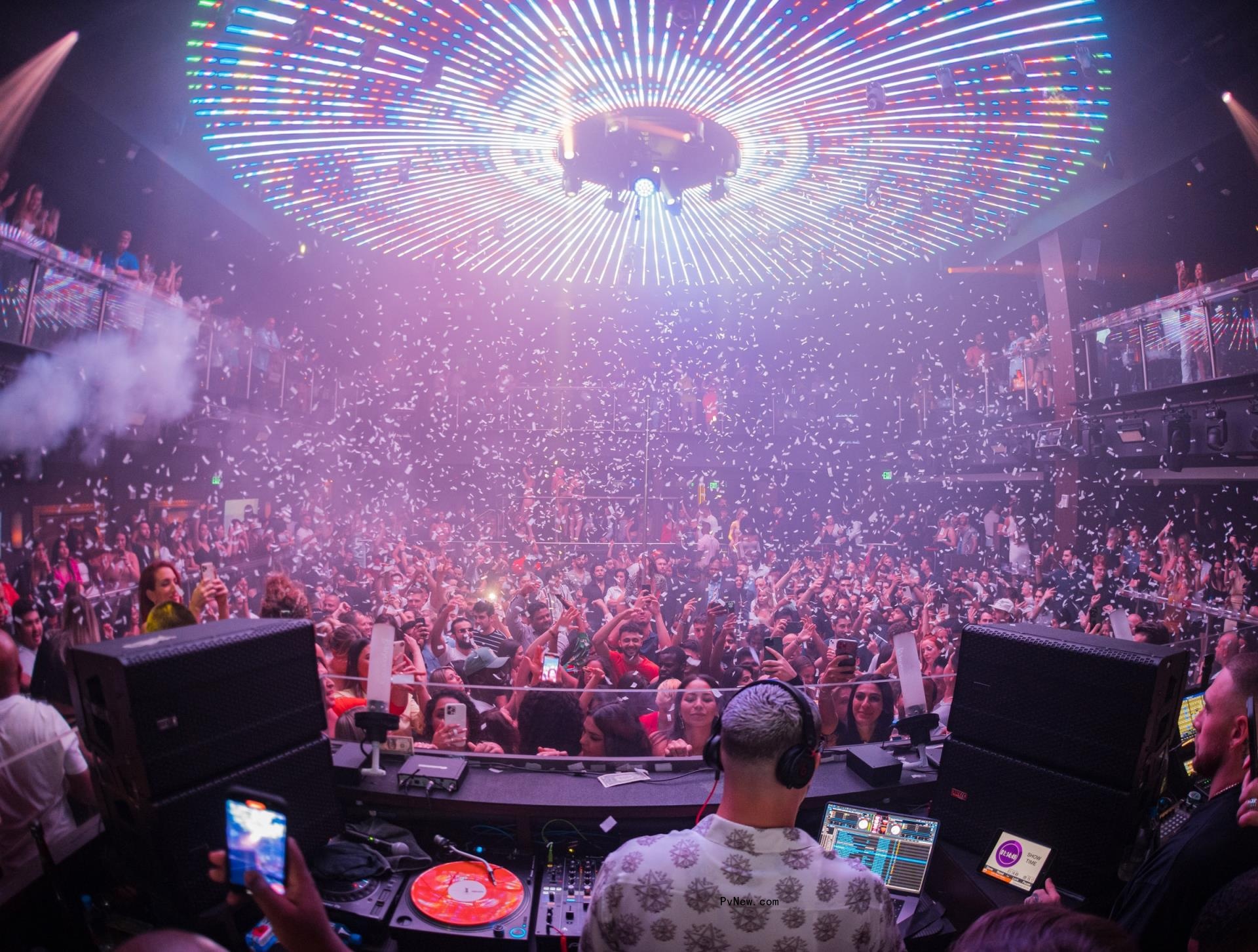 DJ snake performs in Miami