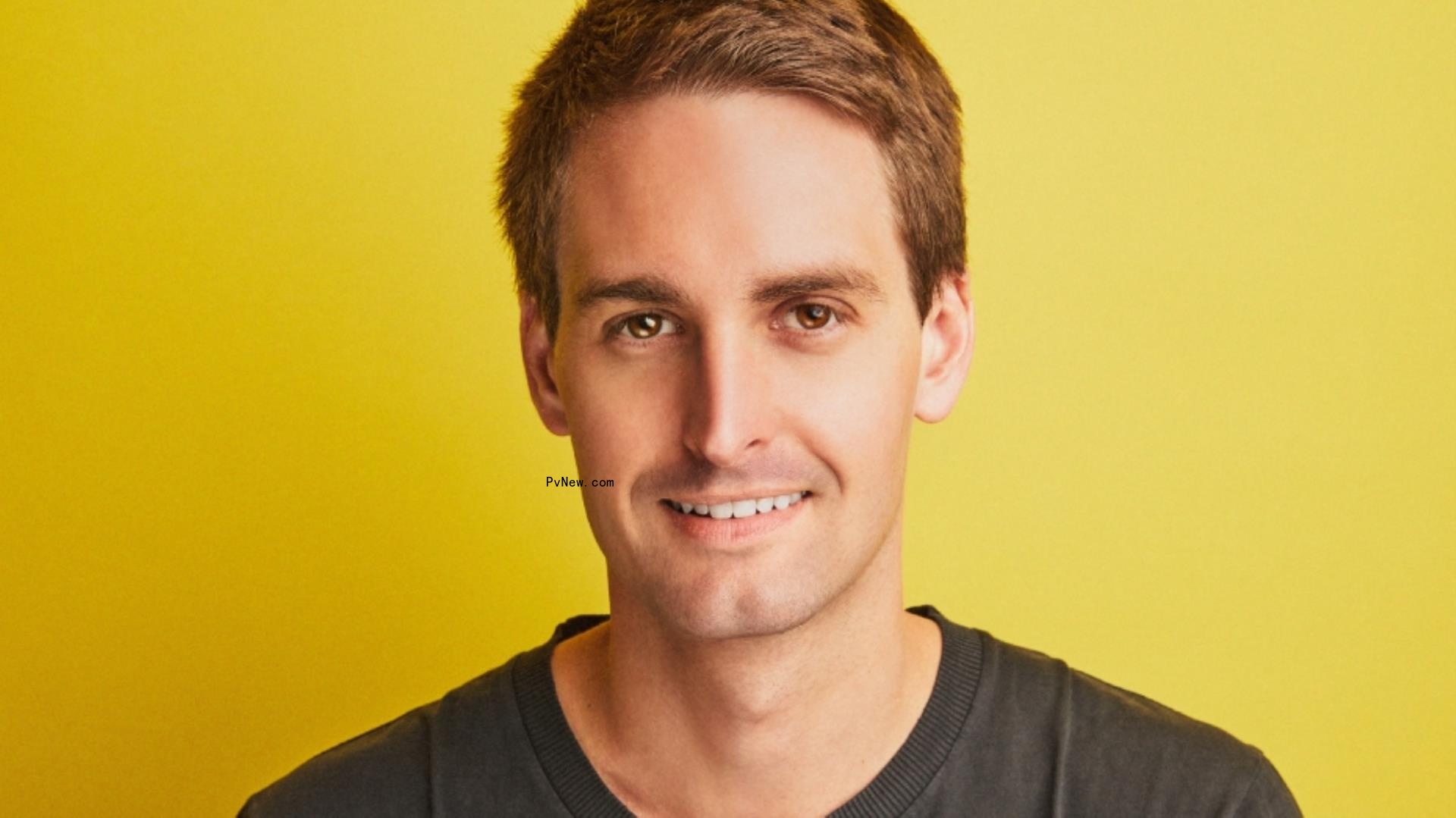 Snapchat Tops 300 Million Daily Users in Q3, Snap Stock Crashes on Revenue Miss and Impact of iPhone Privacy Change