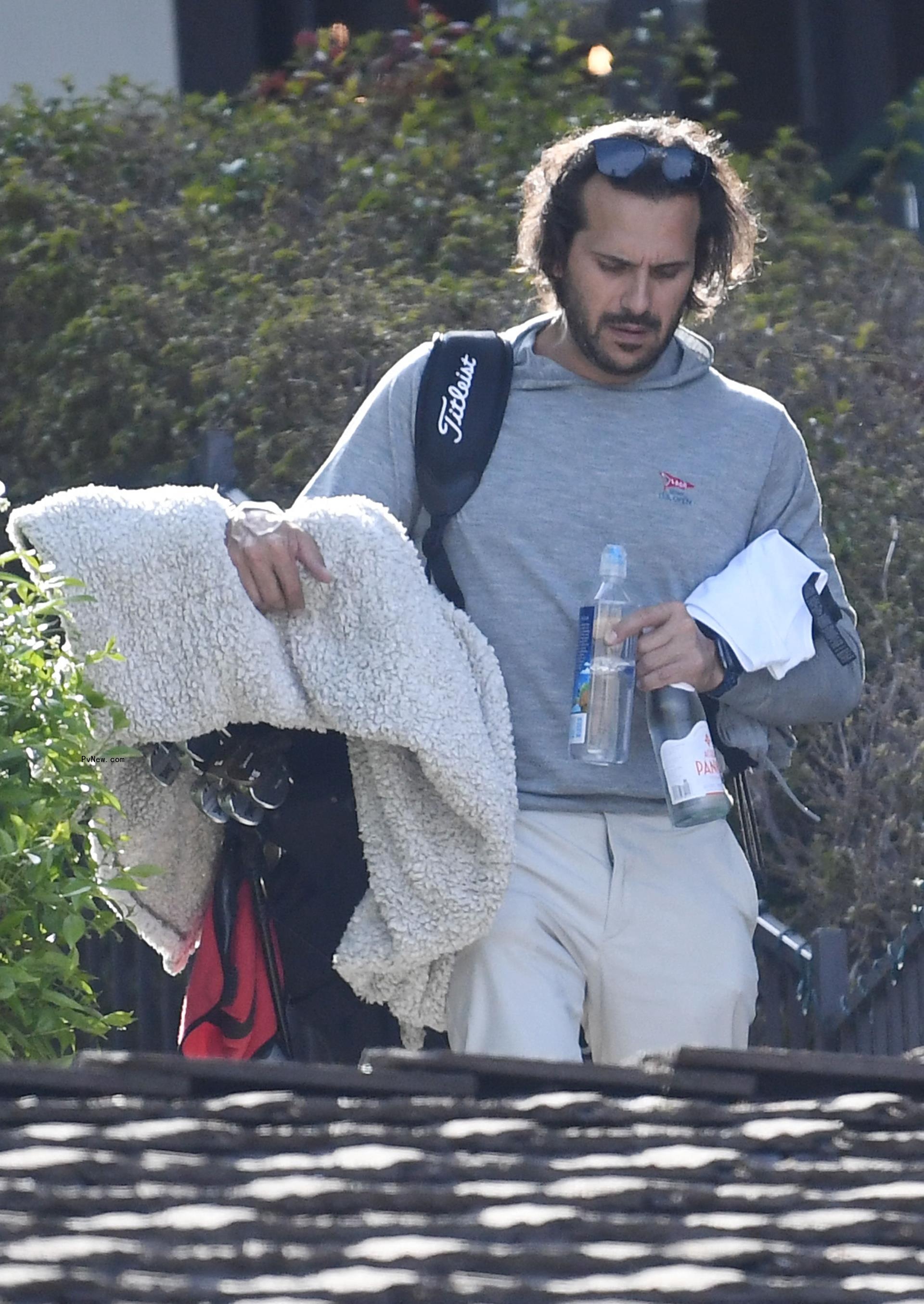 Jo<i></i>nathan Davino.