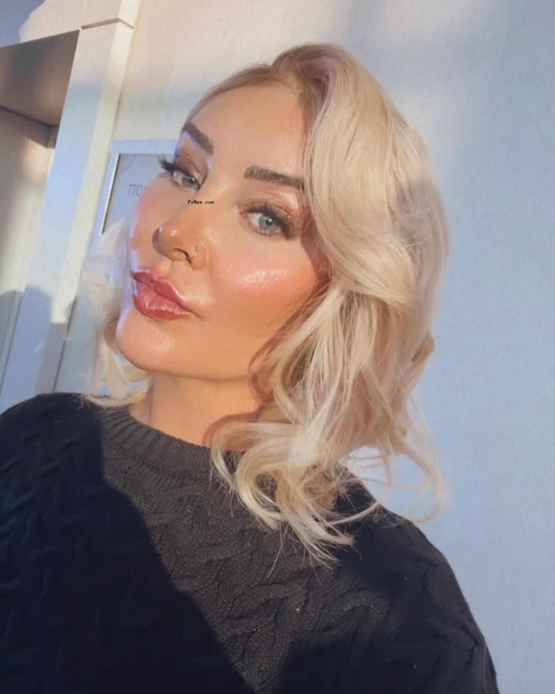 A selfie of Billie Lee