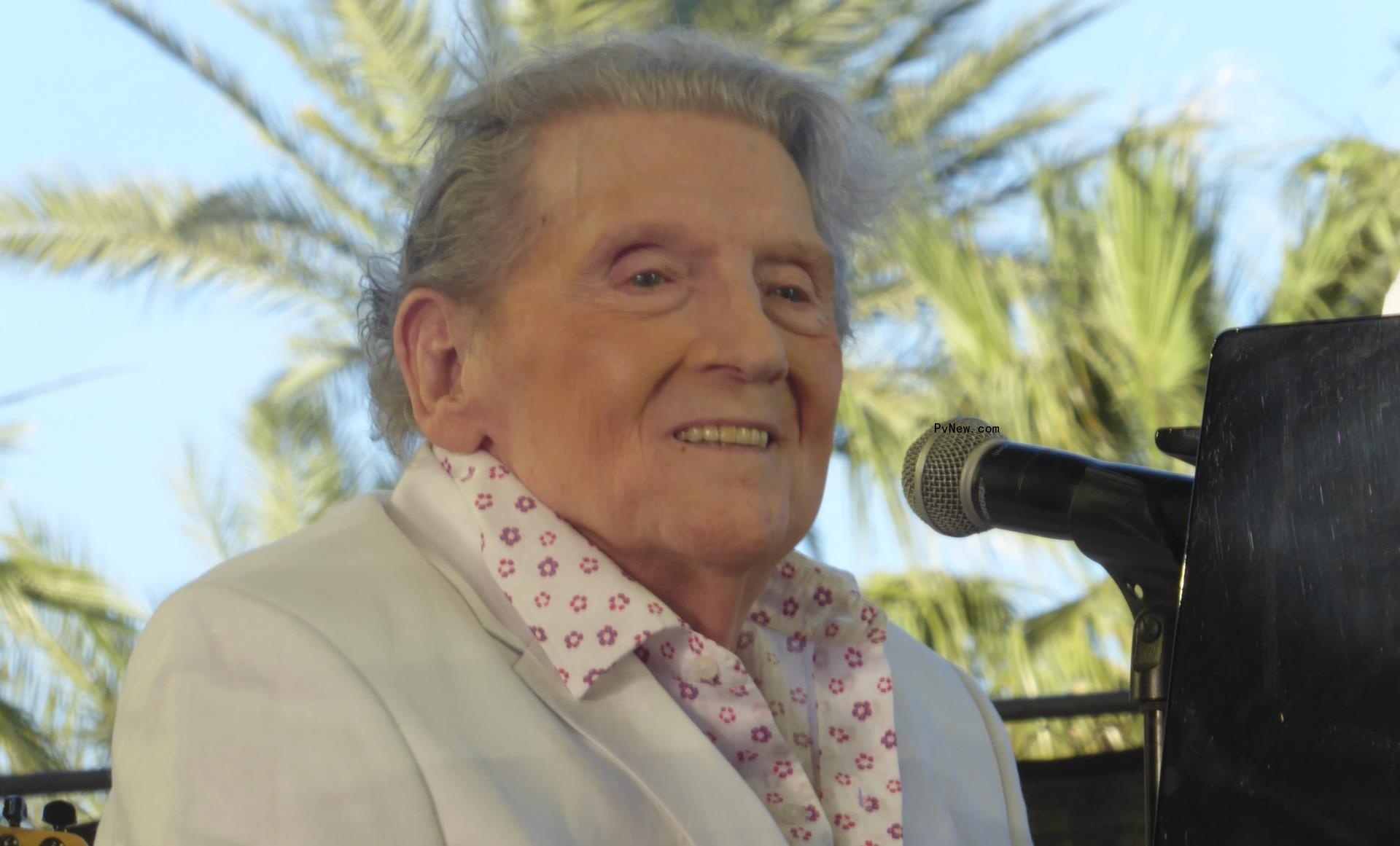 Jerry Lee Lewis Is Alive, as Erro<i></i>neous Death Report Is Retracted