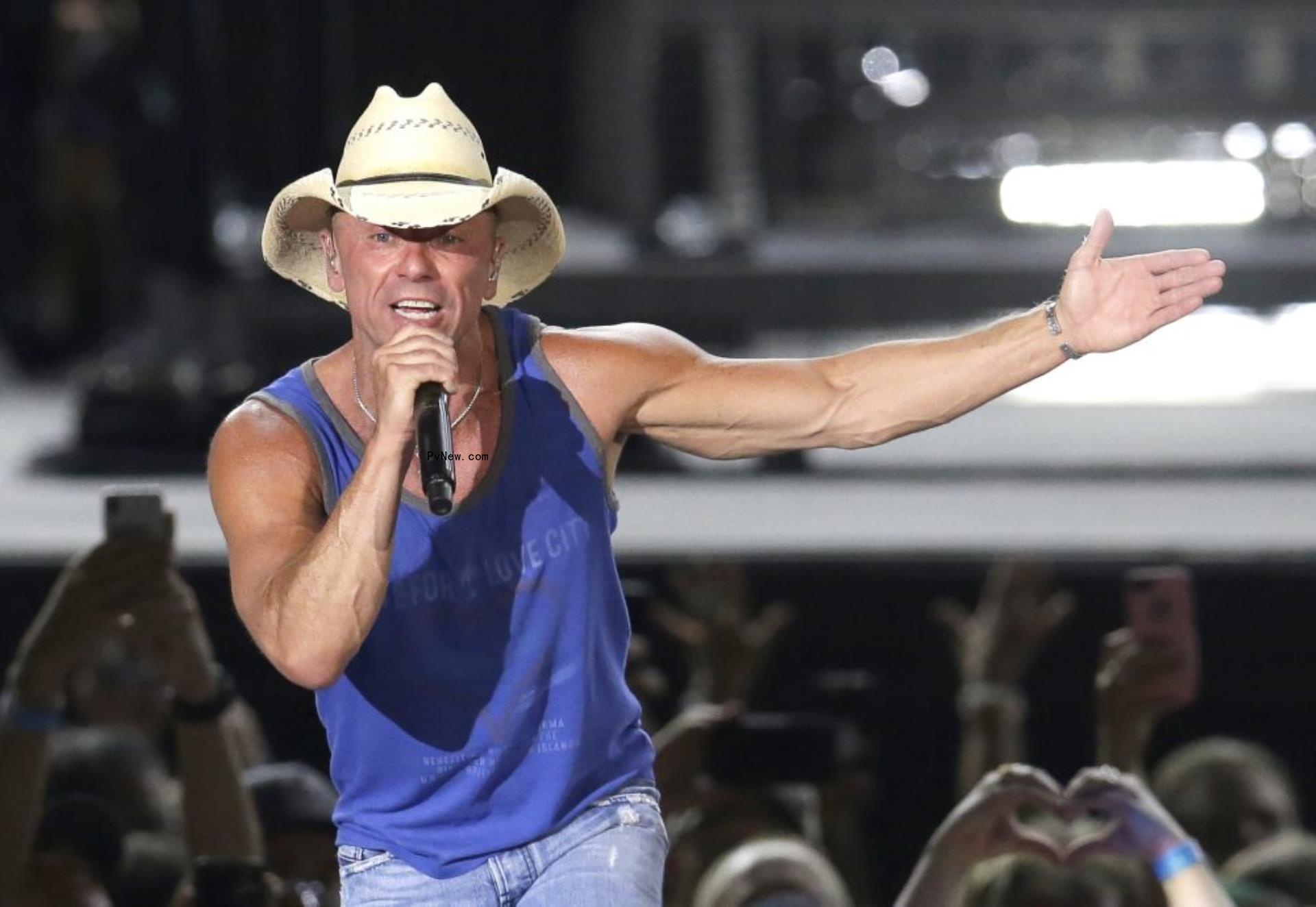Kenny Chesney Punts 2021 Stadium Tour, Already Postpo<i></i>ned Once, Into 2022