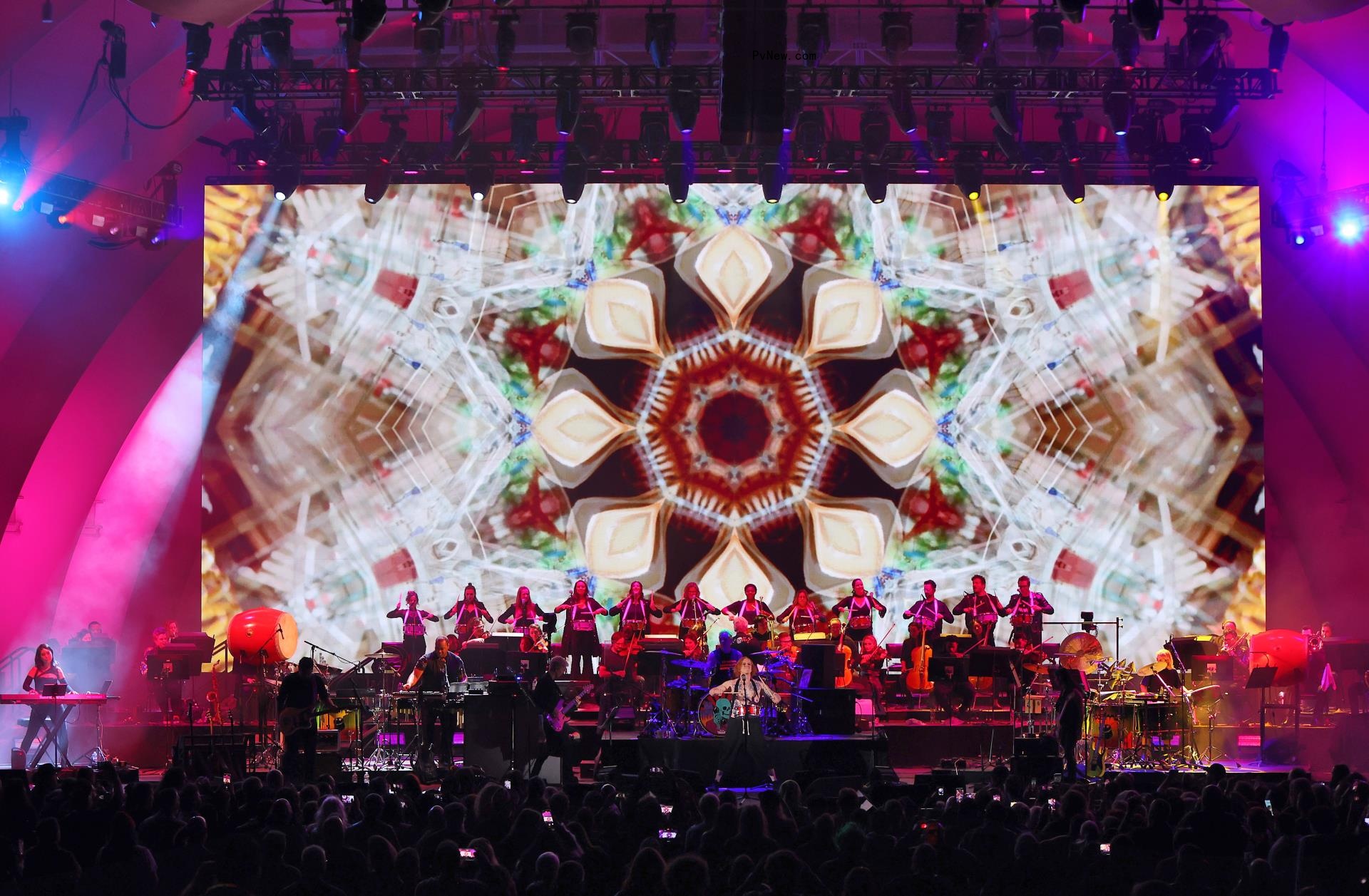 Danny Elfman Has a Very Happy, Sweetly Menacing Homecoming at the Hollywood Bowl: Co<i></i>ncert Review