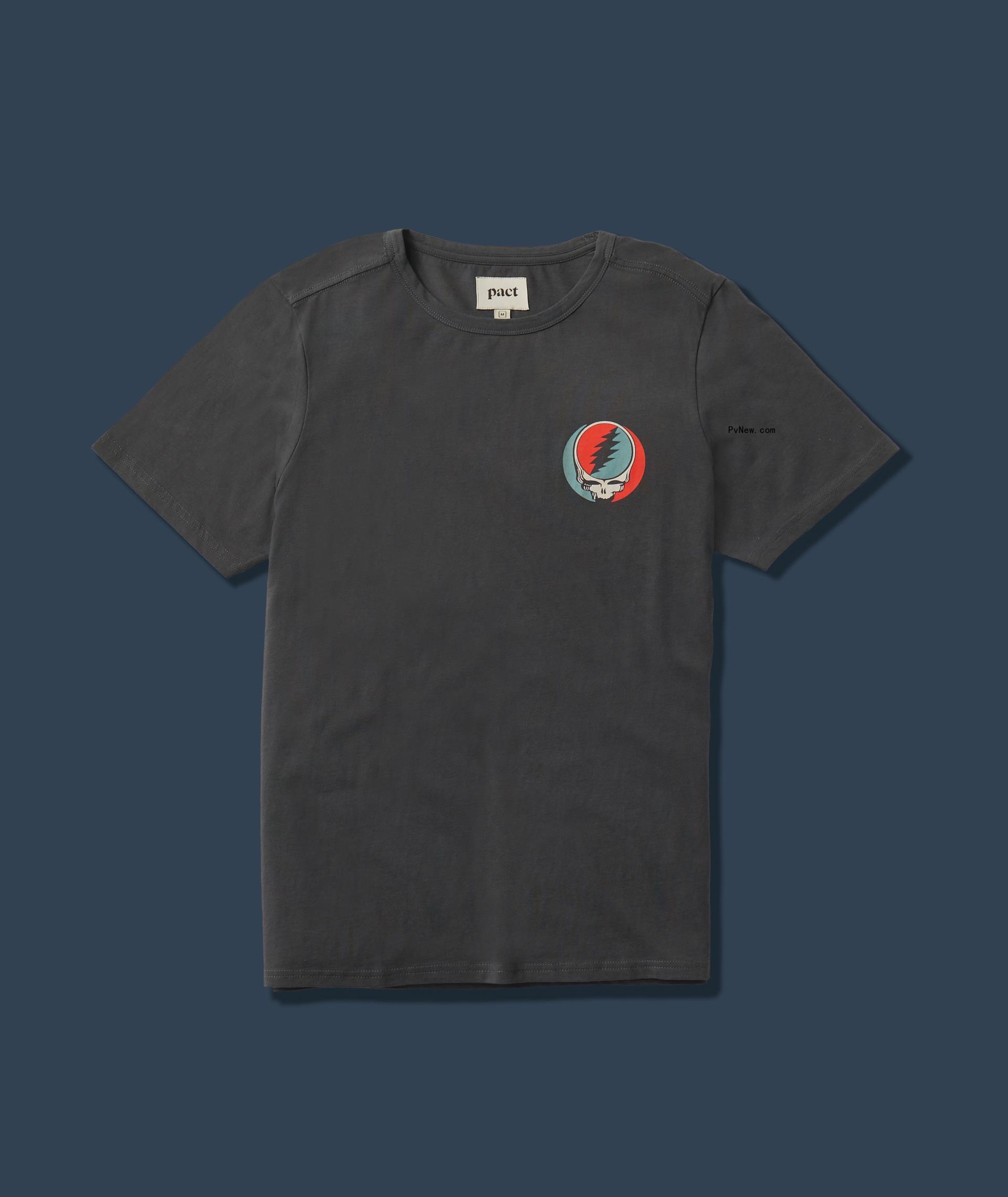 New Grateful Dead Athleisure Wear Is Both Sustainable and a Vibe