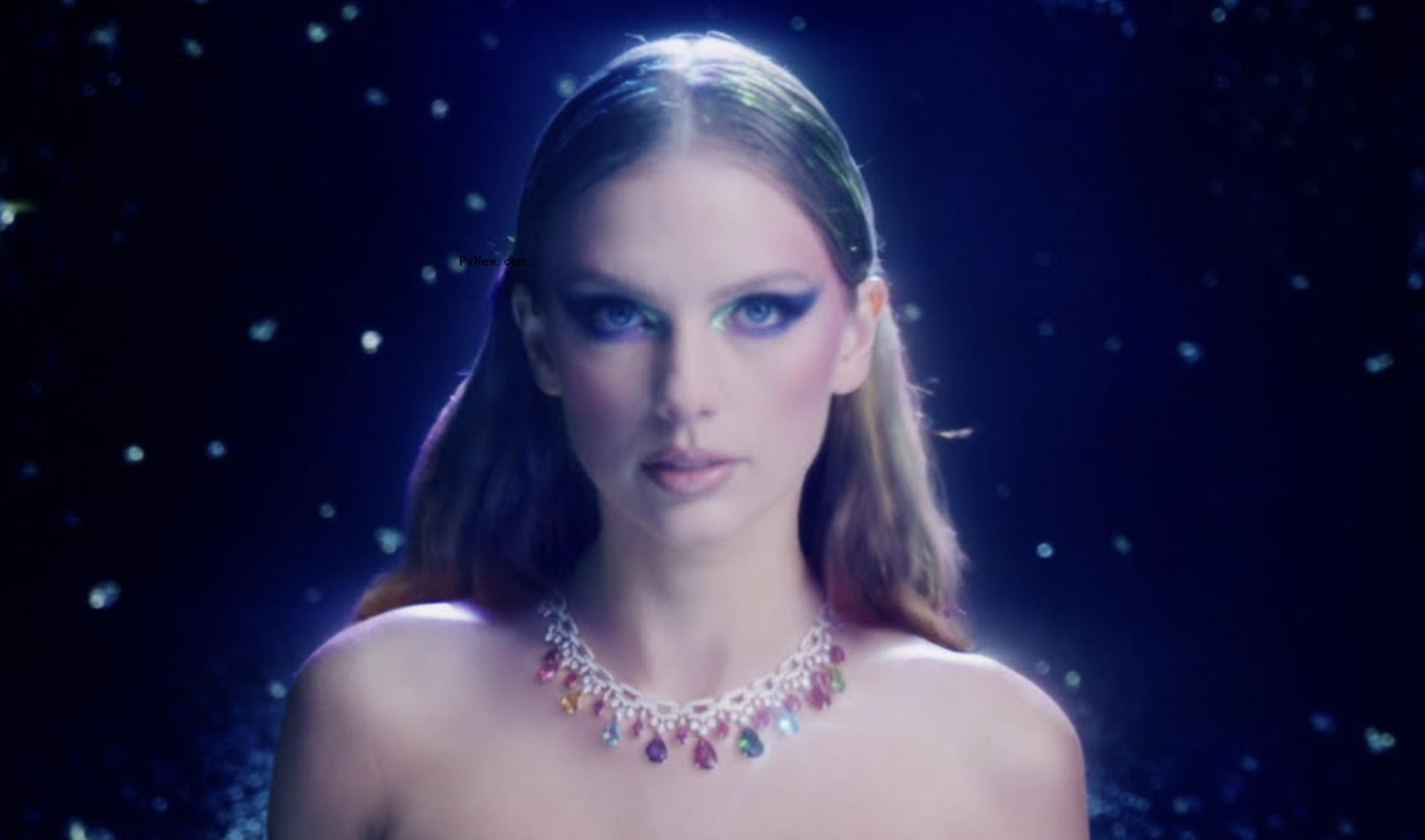 Taylor Swift First Artist Ever to Lock Down the 10 Top Spots in the Hot 100 in One Week