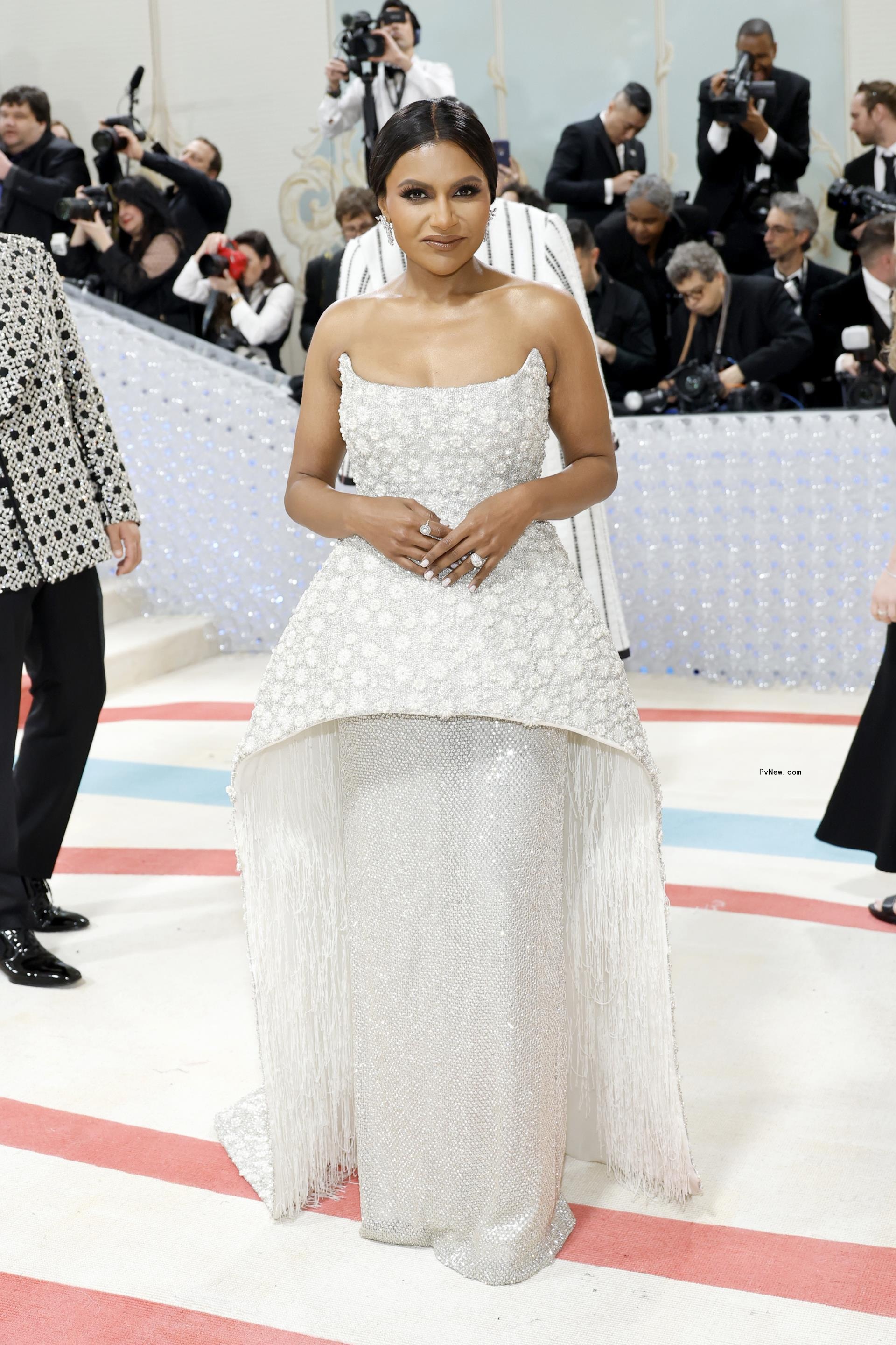 MIndy Kaling at Met Gala.