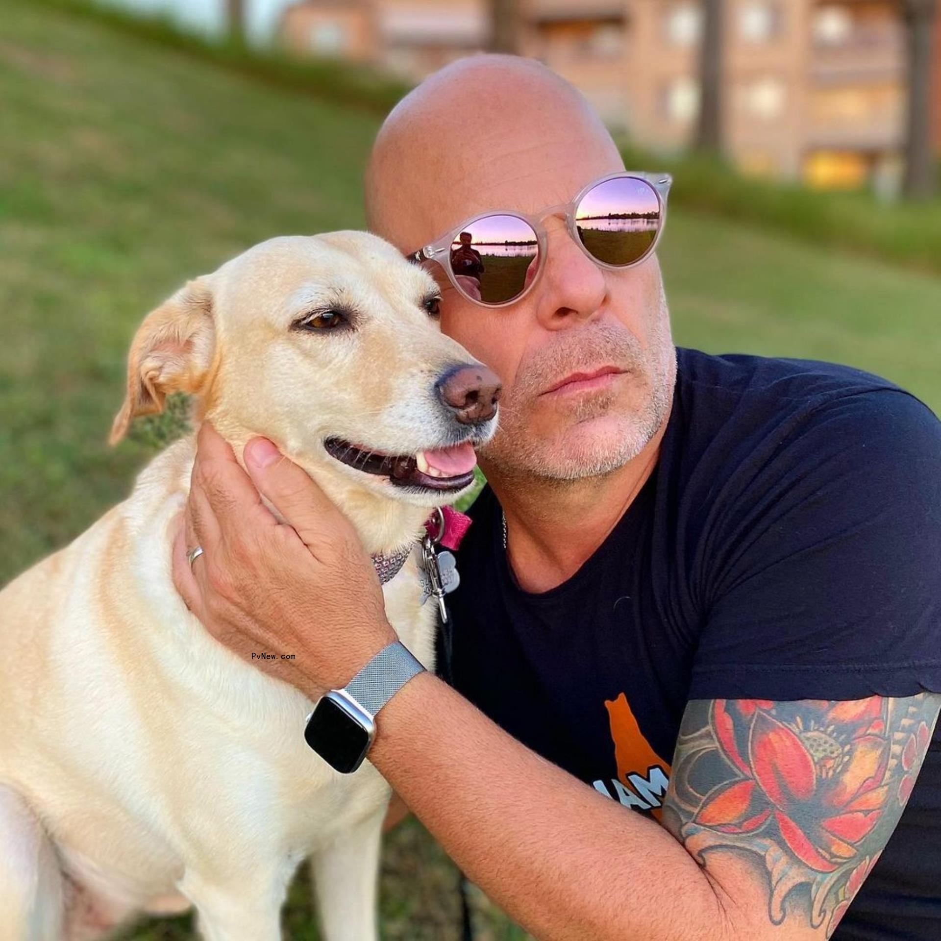 Bruce Willis with his dog.