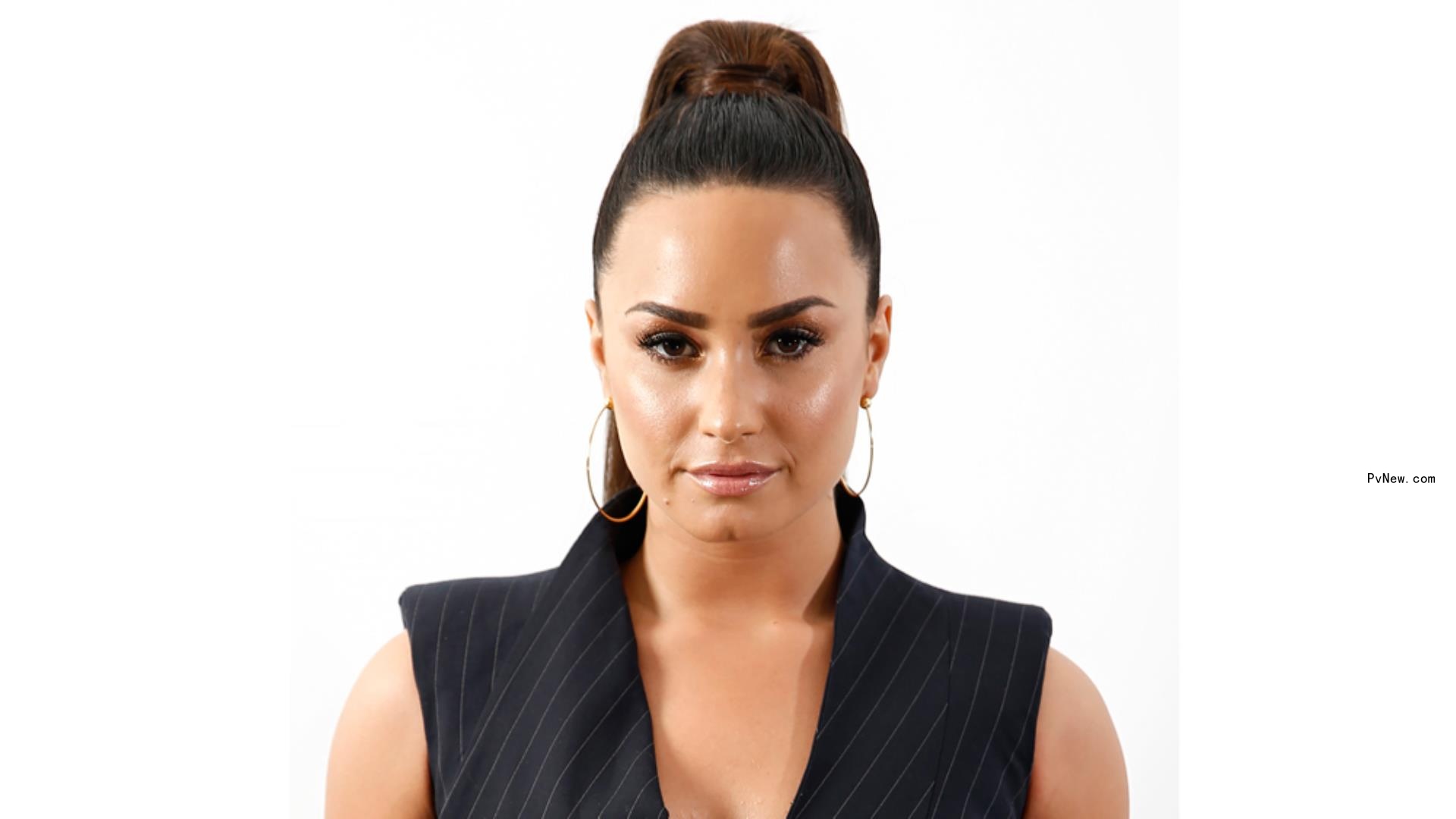 Demi Lovato Says She Identifies as Pansexual: ‘I’m So Fluid Now’