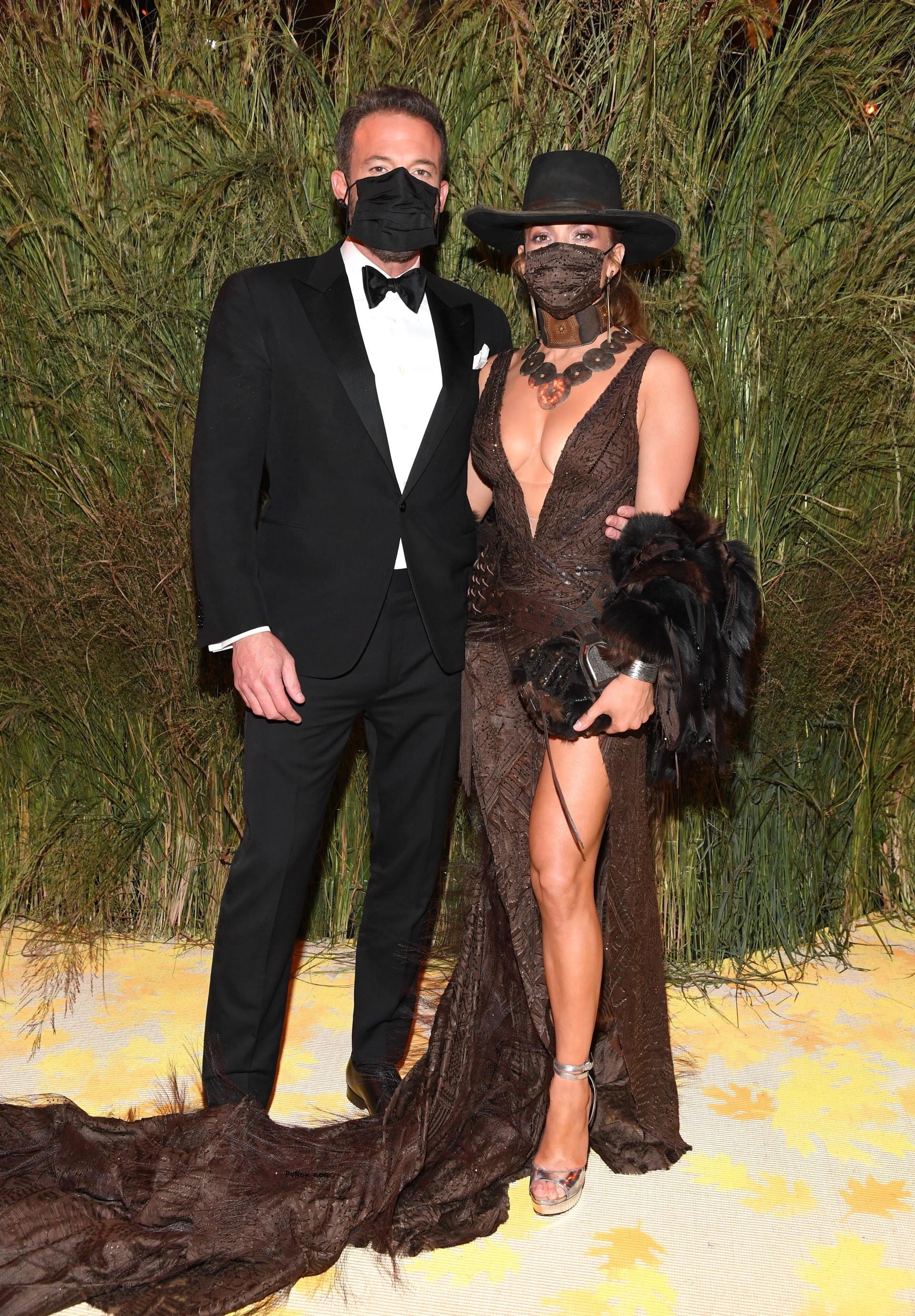 Ben Affleck and Jennifer Lopez at Met Gala 2022.