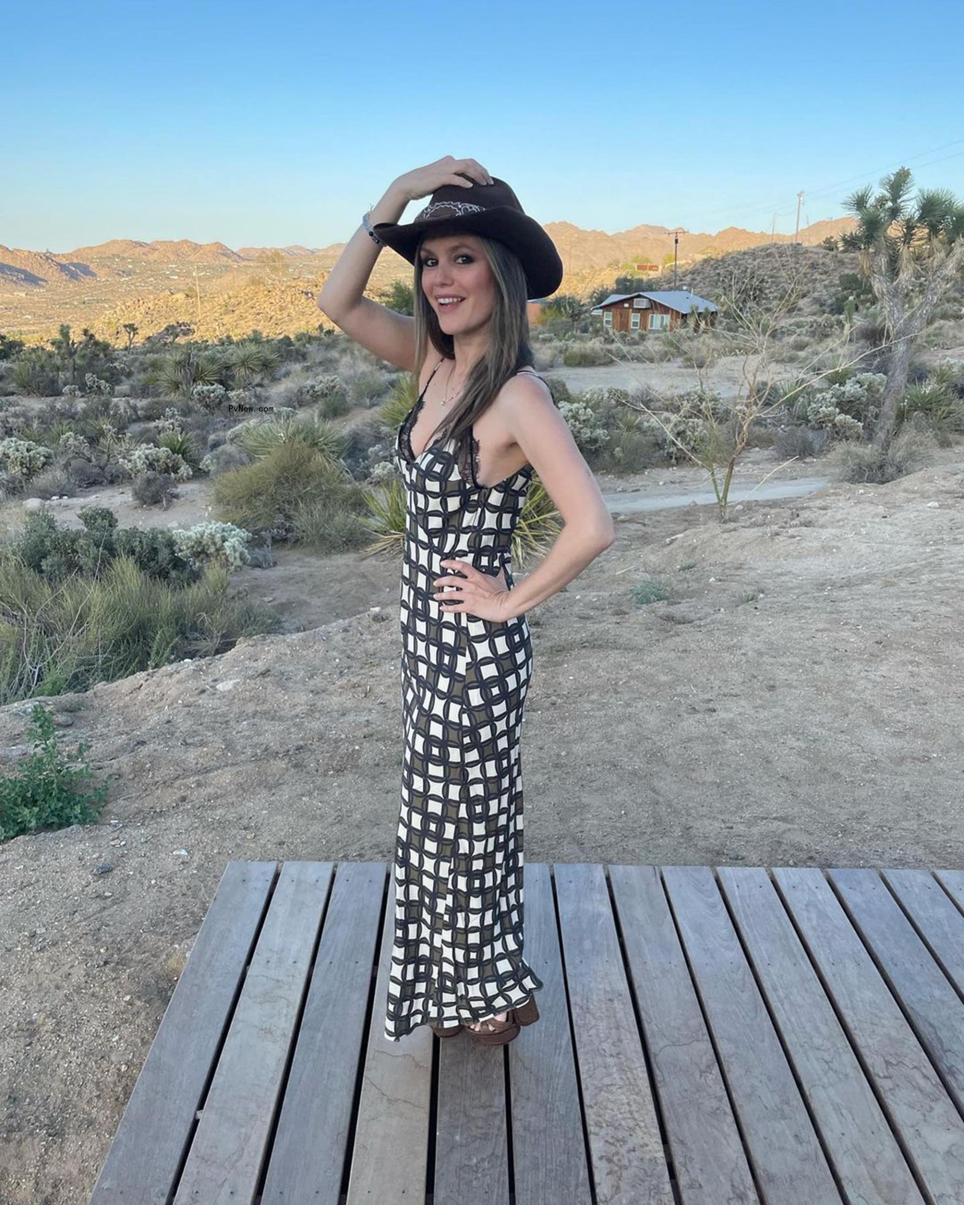 Rachel Bilson in a black and white dress