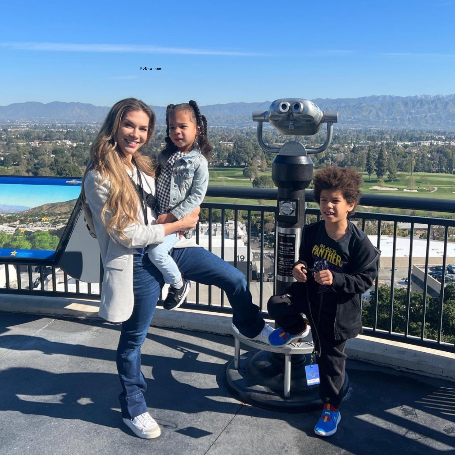 Allison Holker and her two younger kids. 