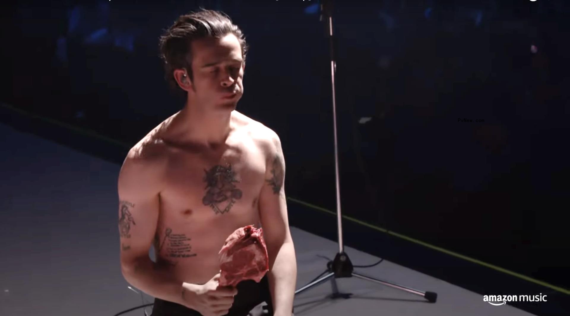 Raw Meat, Self-Pleasure and Ben Shapiro: The 1975 Delivers Bold and Bo<i></i>nkers Madison Square Garden Show