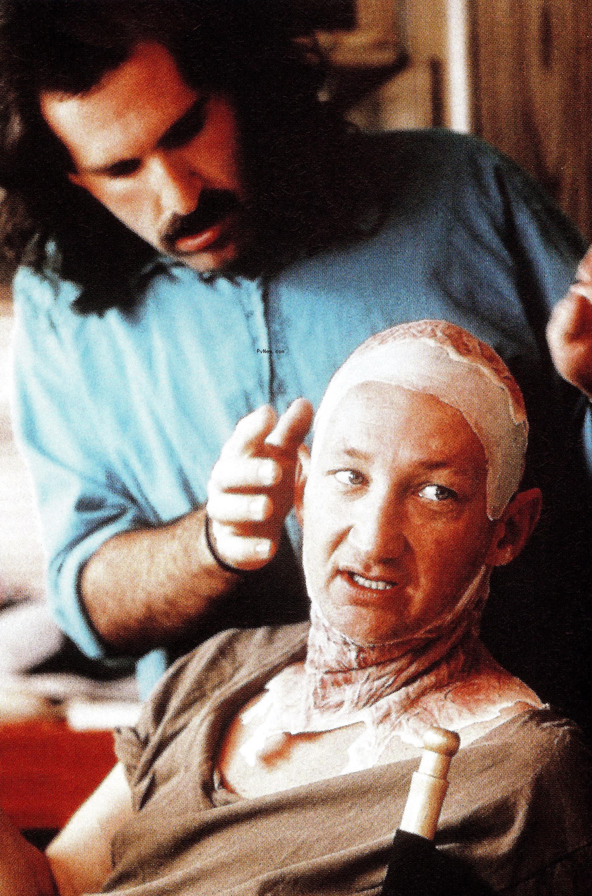 From Vampire Manicures to Tarantino’s Bloody Requests, Makeup Artist Howard Berger Shares His Hollywood Trade Secrets
