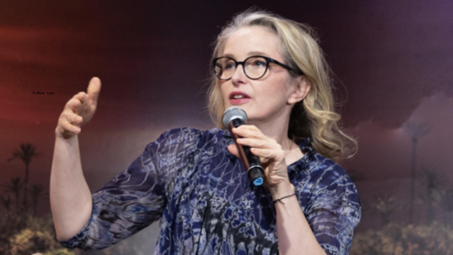 Michael Gentile Sets Julie Delpy’s Next Film ‘The Barbarians’ Boarded by Charades, Disney+; Dany Boon Starrer ‘Les Hennedricks’ Nabbed by Gaumont, Netflix