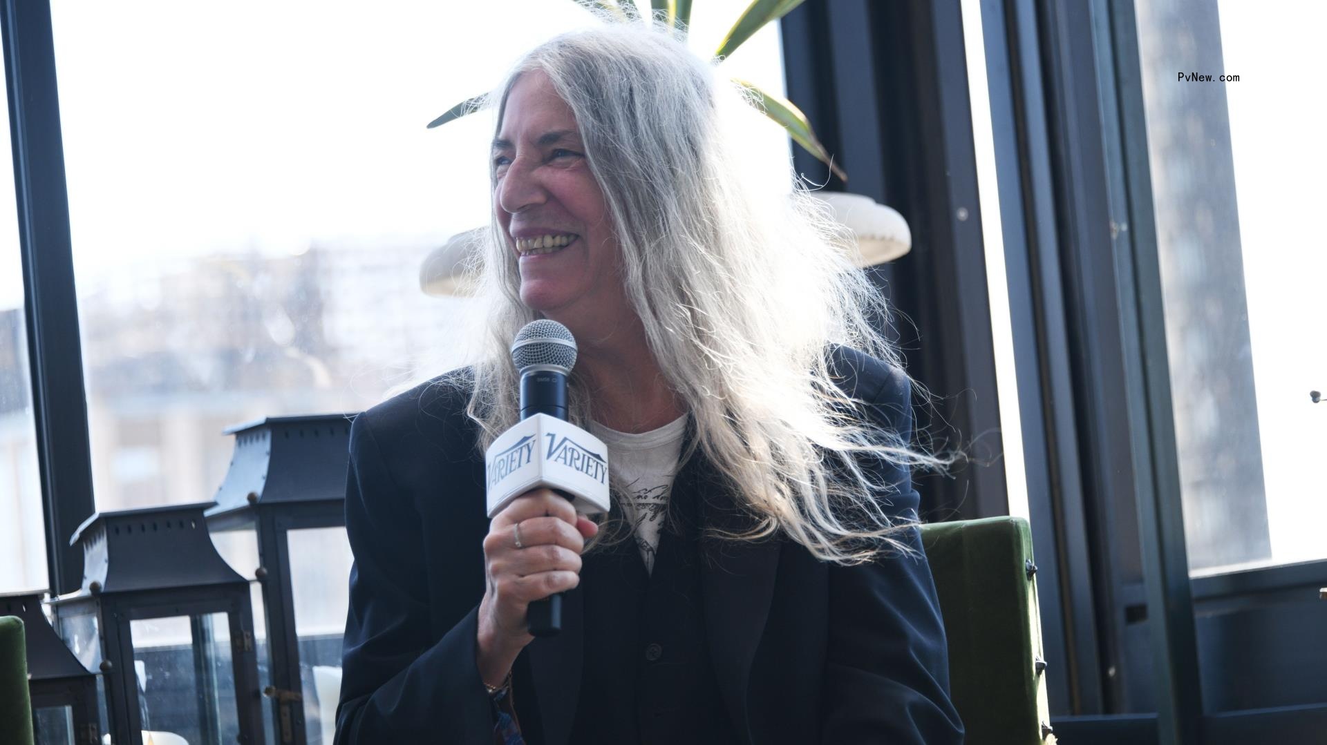 Patti Smith to Share New Writing in Substack Newsletter