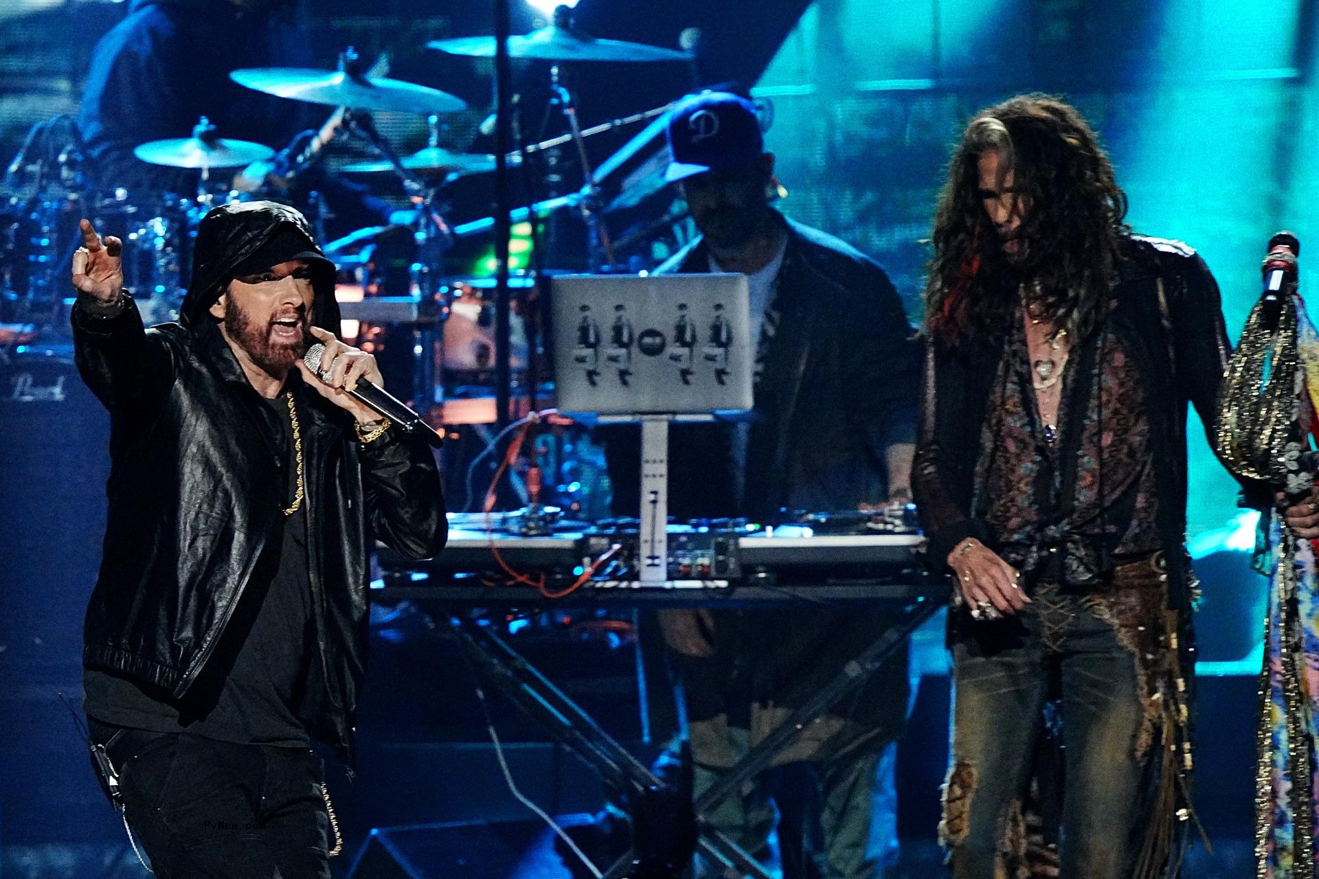 Eminem Electrifies, Olivia Rodrigo Covers Carly Simon, Antisemitism Has No Place, and More Rock and Roll Hall of Fame Best Moments
