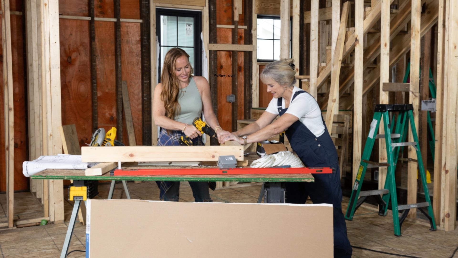 ‘Good Bones’ to End With Season 8 at HGTV