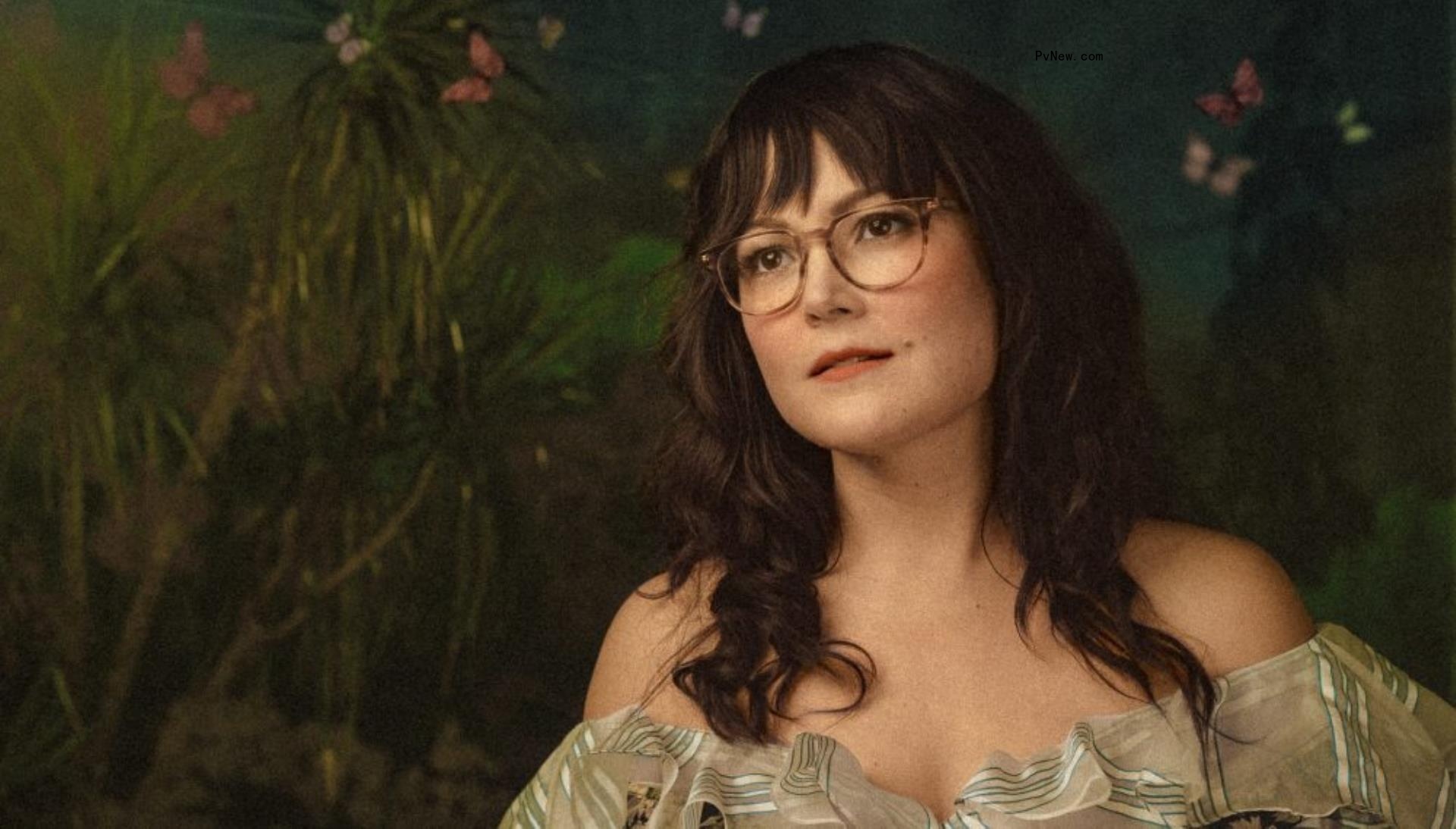 Sara Watkins Puts a New Spin on Classic Family So<i></i>ngs in an Artful Kids’ Album, ‘Under the Pepper Tree’