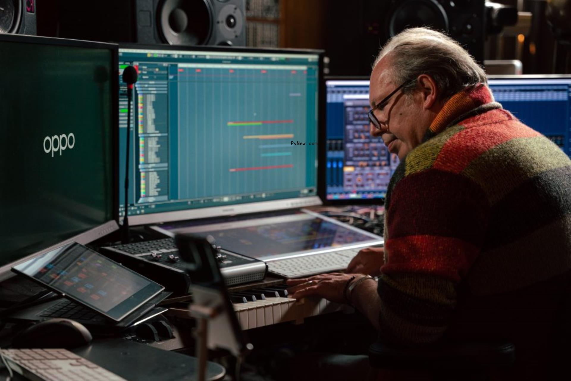 Hans Zimmer Explores a New Composing Frontier: Smartphone Ringtones