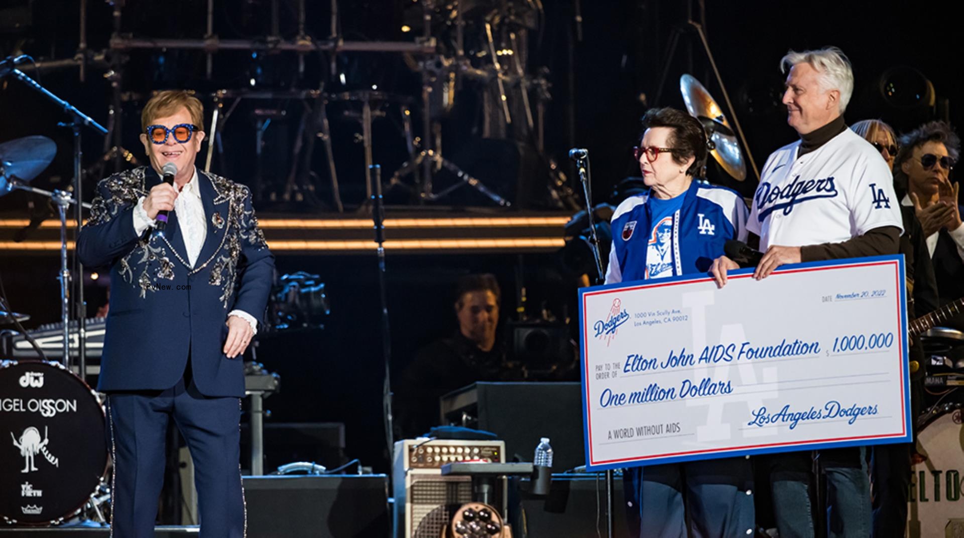 Los Angeles Dodgers Do<i></i>nate $1 Million to Elton John AIDS Foundation as Final North American Tour Concludes