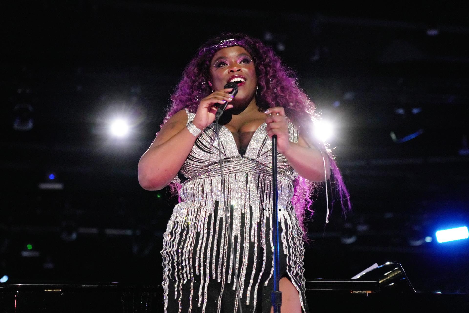 Yola Tells the Story Behind Her Breakout American Music Awards Performance and ‘Song of the Soul’ Segment