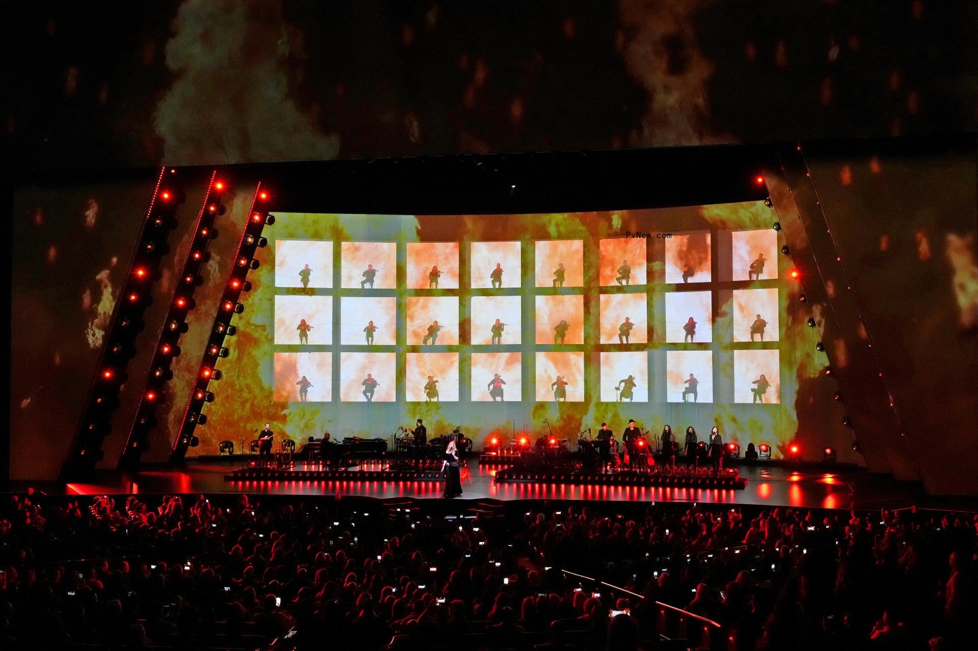 Adele’s Las Vegas Residency Opens With Apple’s Tim Cook, James Corden, Baz Luhrmann in Attendance