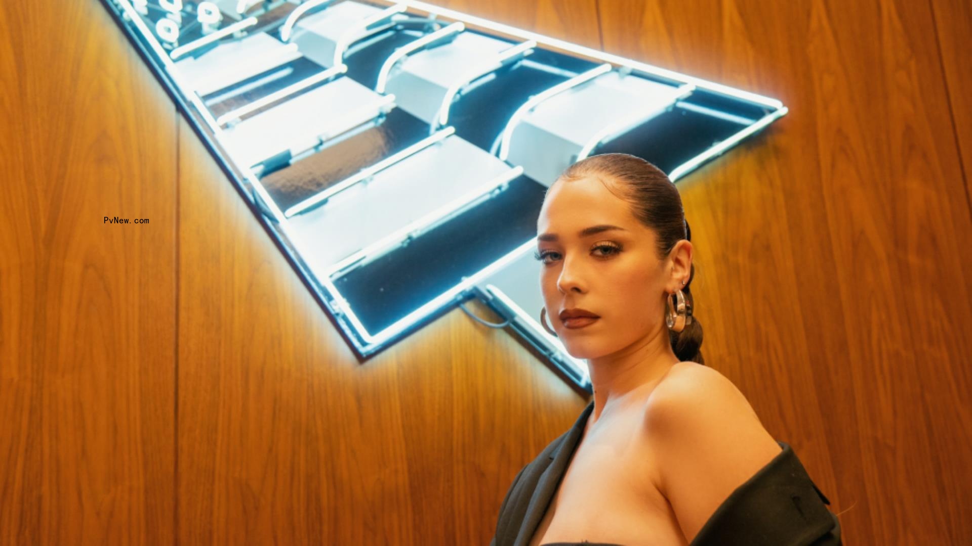 Rising R&B Singer Maeta Signs With Roc Nation