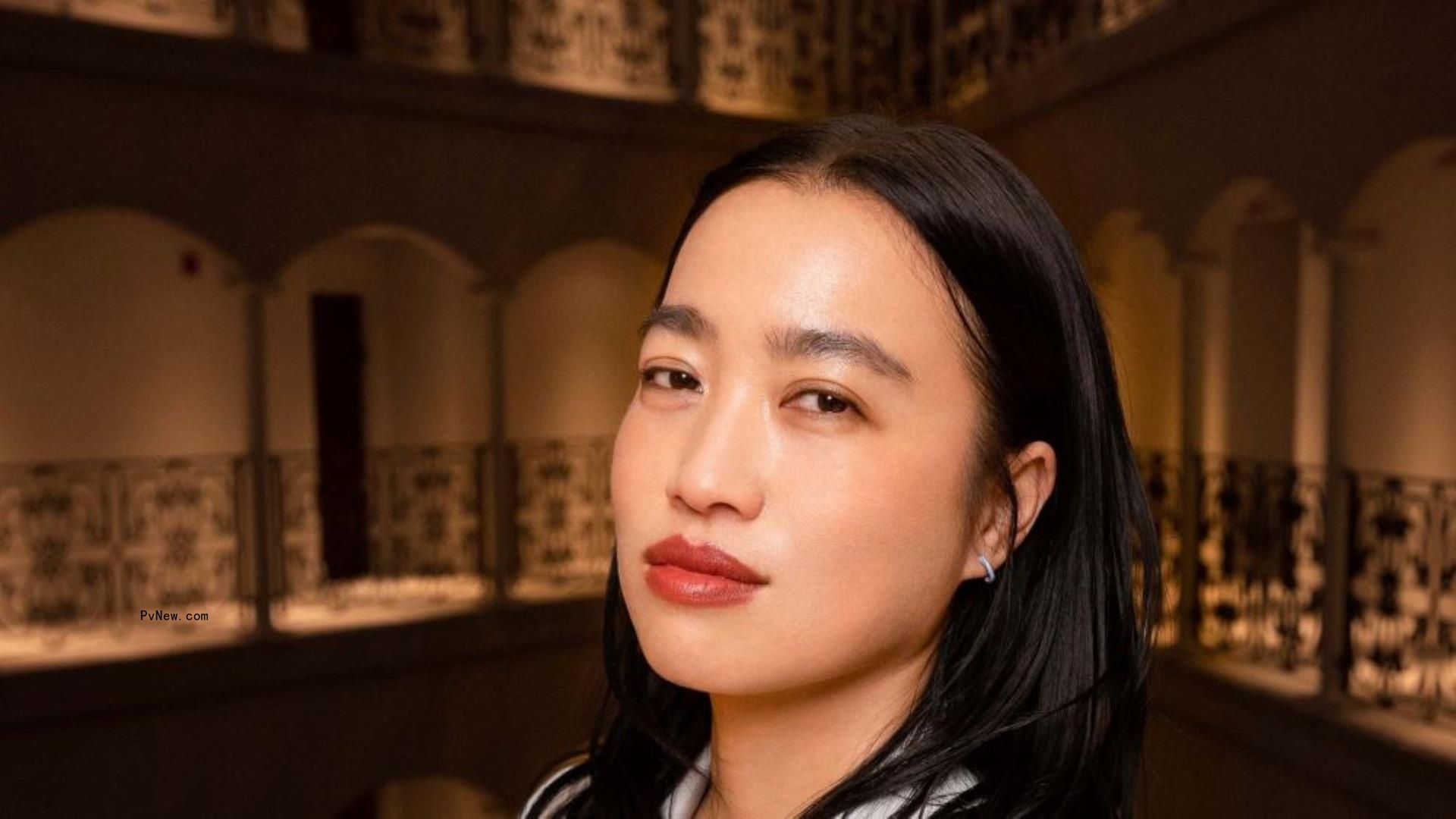 China’s Yi Zhou Launching me<i></i>taverse Extract of Upcoming ‘Stars and Scars’ Movie