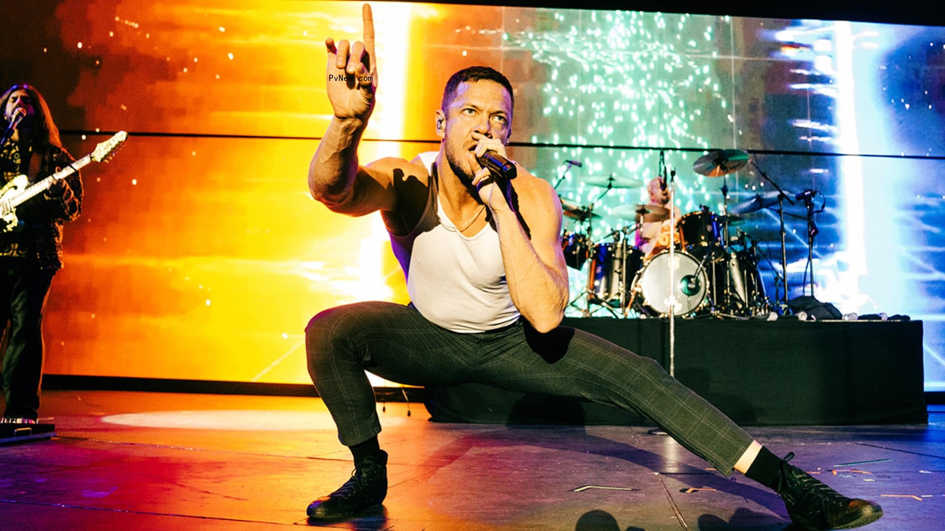 Imagine Dragons, Black Keys, Jimmy Eat World and More Welcome Back KROQ’s ‘Almost Acoustic Christmas’
