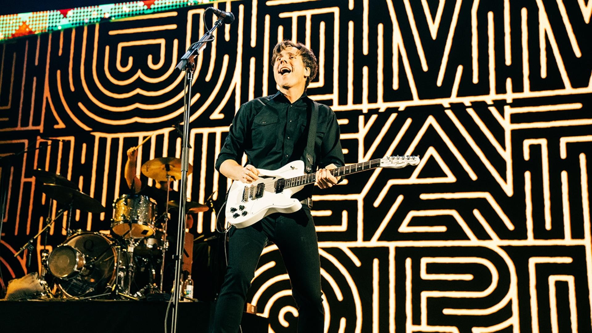 Imagine Dragons, Black Keys, Jimmy Eat World and More Welcome Back KROQ’s ‘Almost Acoustic Christmas’