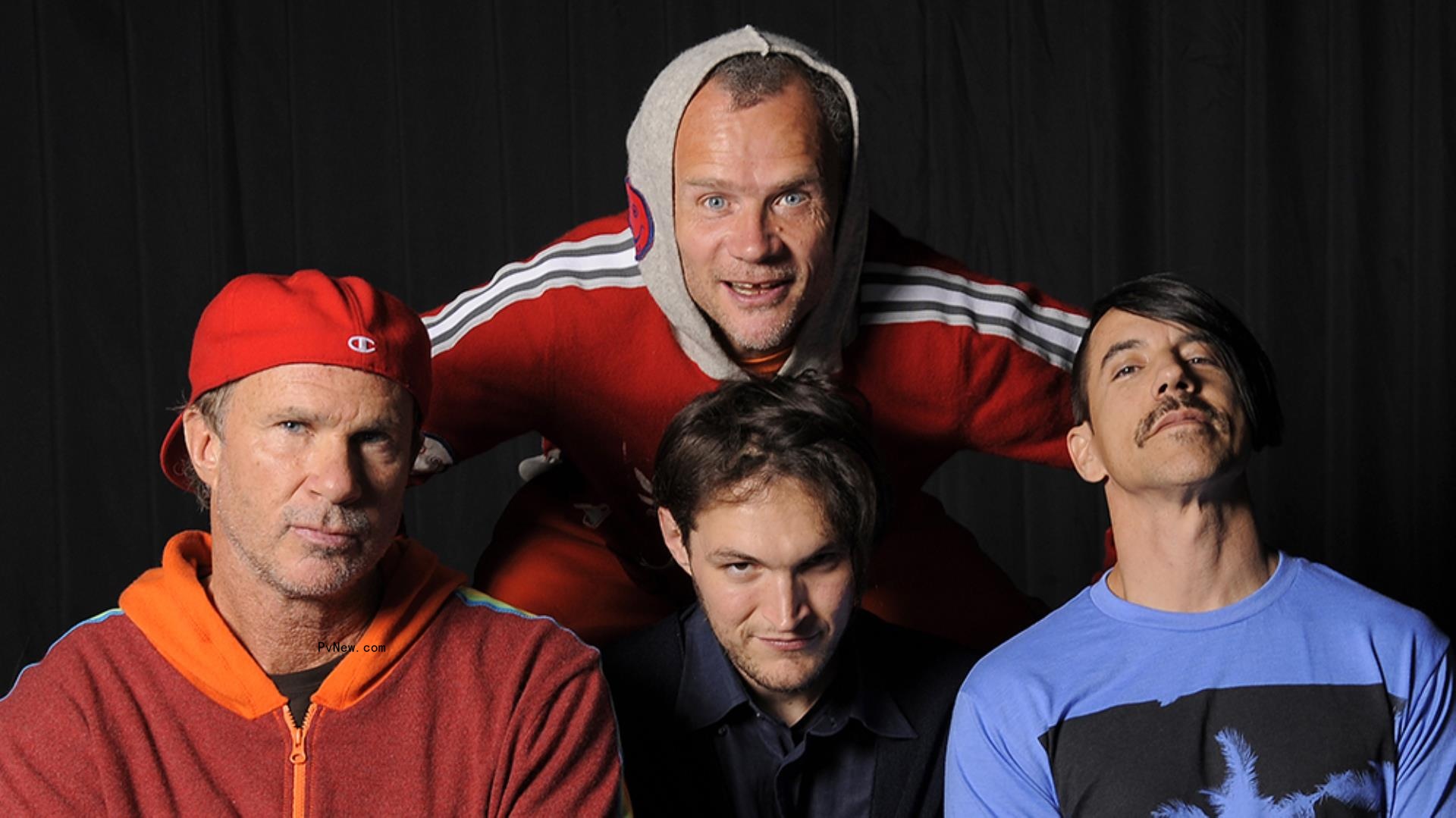 Red Hot Chili Peppers Go With Guy Oseary for Management