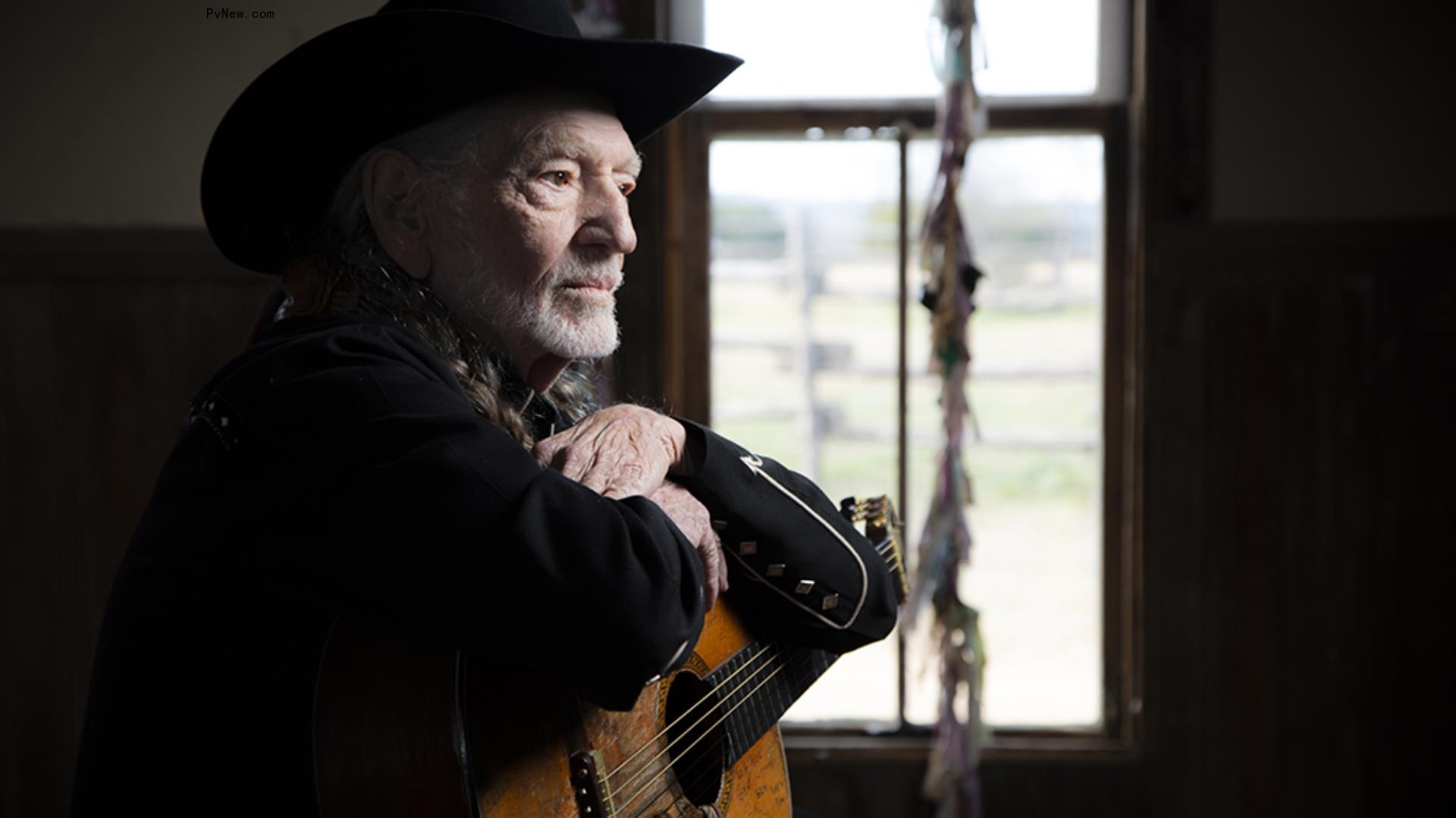 Willie Nelson Set to Keynote Marijuana Summit; Beto O’Rourke, Tommy Chong, Margo Price Among Participants