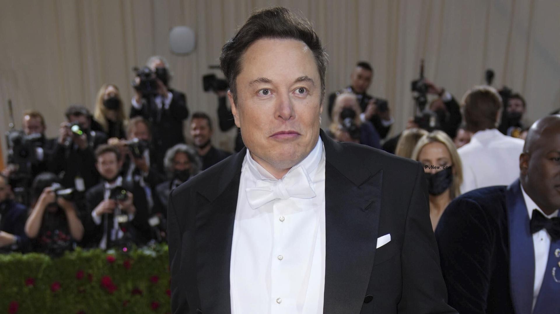 Elon Musk Says Twitter Might Charge Companies, Governments Fees to Use the Social Service