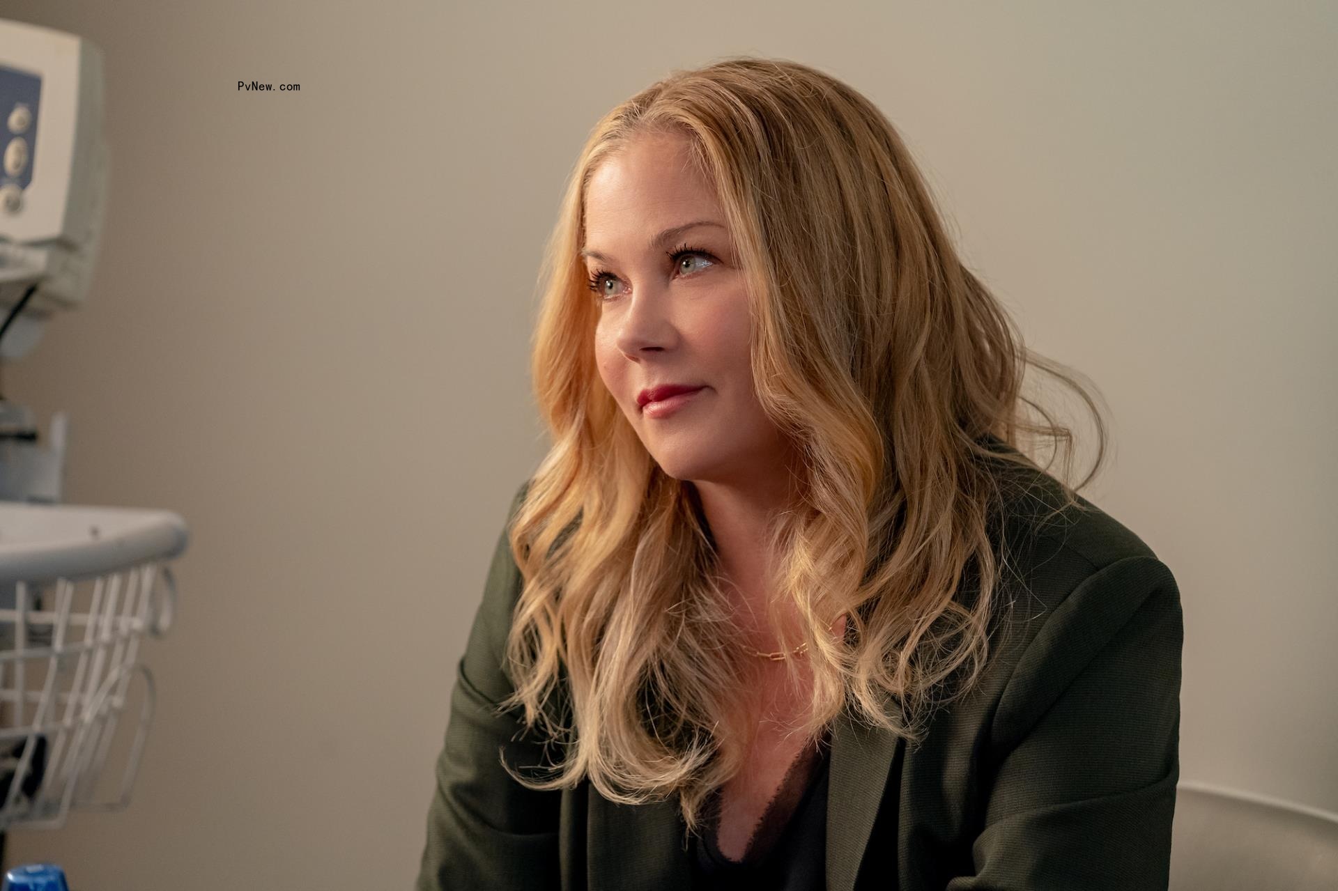 Christina Applegate on Her Career, From ‘Married … With Children’ to Finishing ‘Dead to Me’ Despite Havin<i></i>g MS: ‘It Was a Gift’