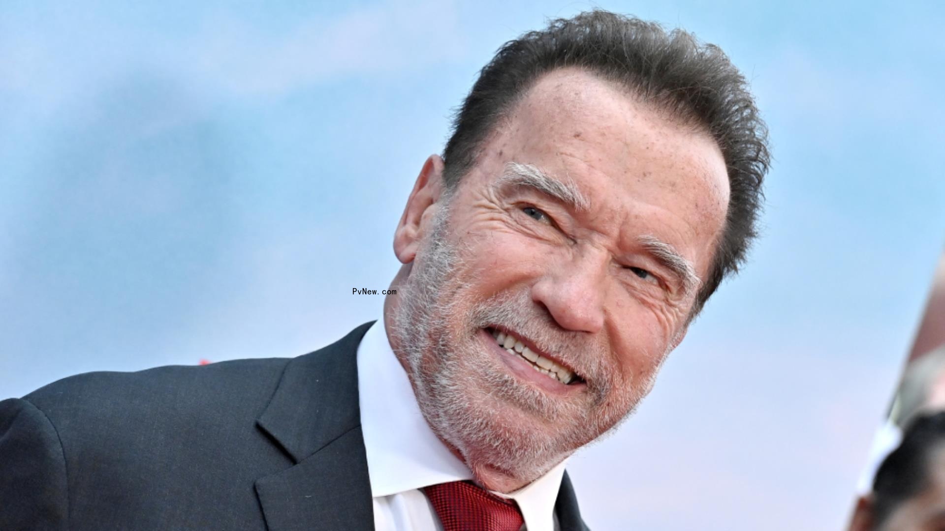 Arnold Schwarzenegger on His Super Bowl Commercial and Laughing at Right-Wing Taylor Swift Co<i></i>nspiracy Theories: ‘It Doesn’t Surprise Me’