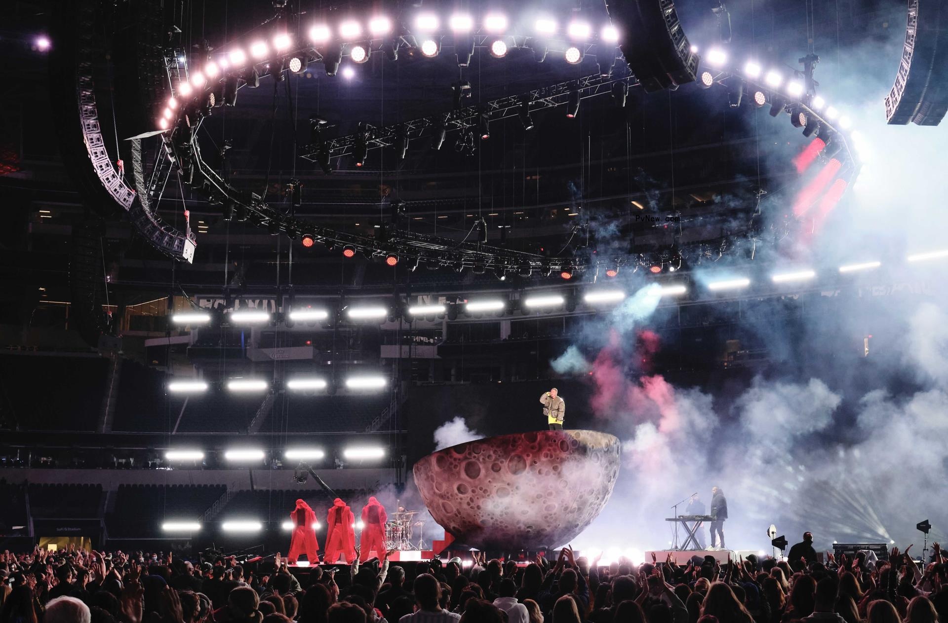 At ‘Vax Live’ Stadium Shoot, Foo Fighters and Brian Johnson Are ‘Back in Black,’ and J.Lo Is Back With Mom