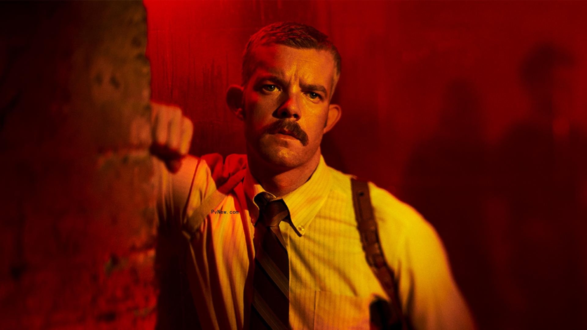 ‘American Horror Story: NYC’ Star Russell Tovey Talks Sex Scenes With Straight Actors and Why He Came Out Early in His Career