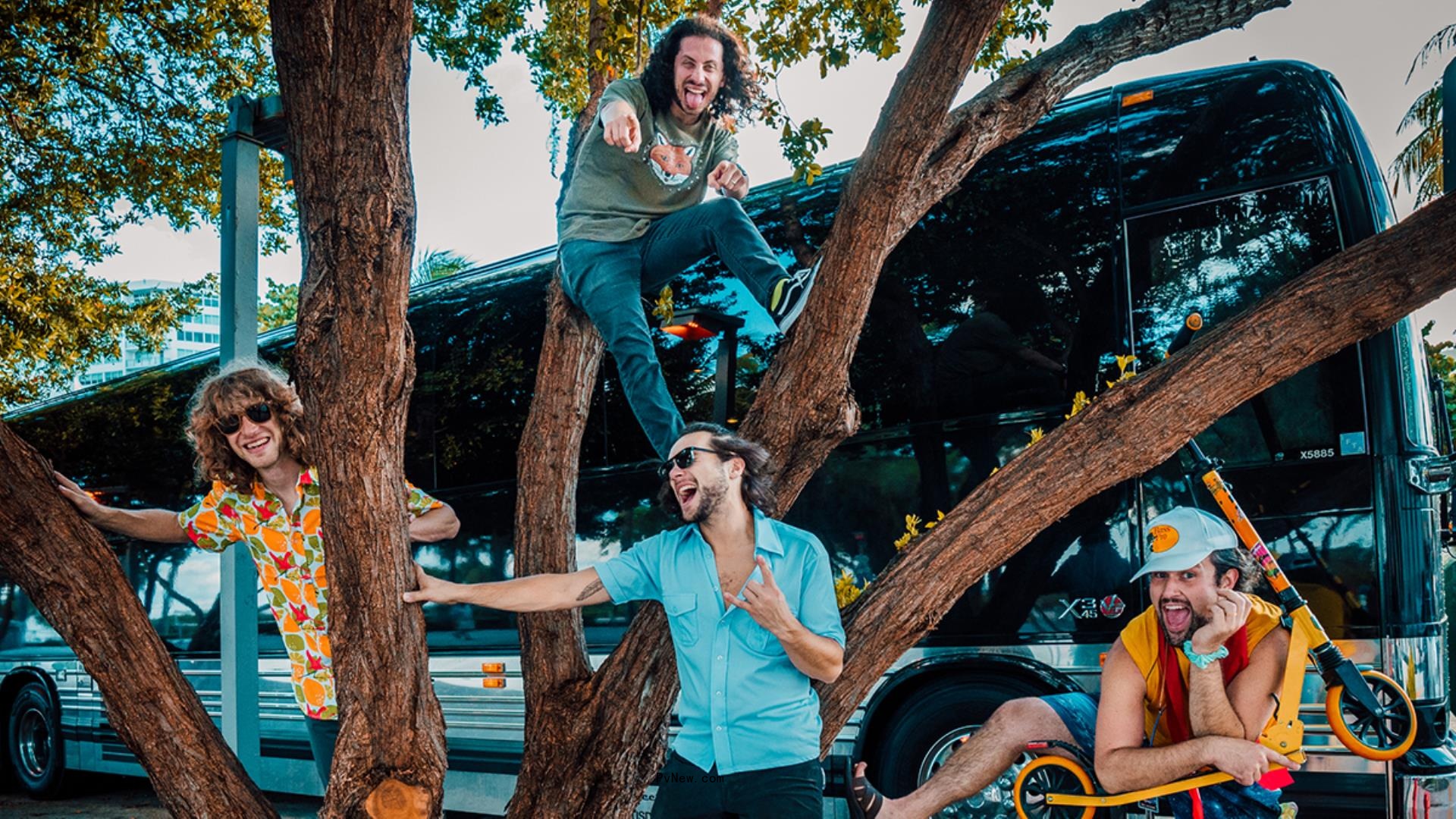 Jam Band Takes on ‘White Lotus’ Theme for the Win