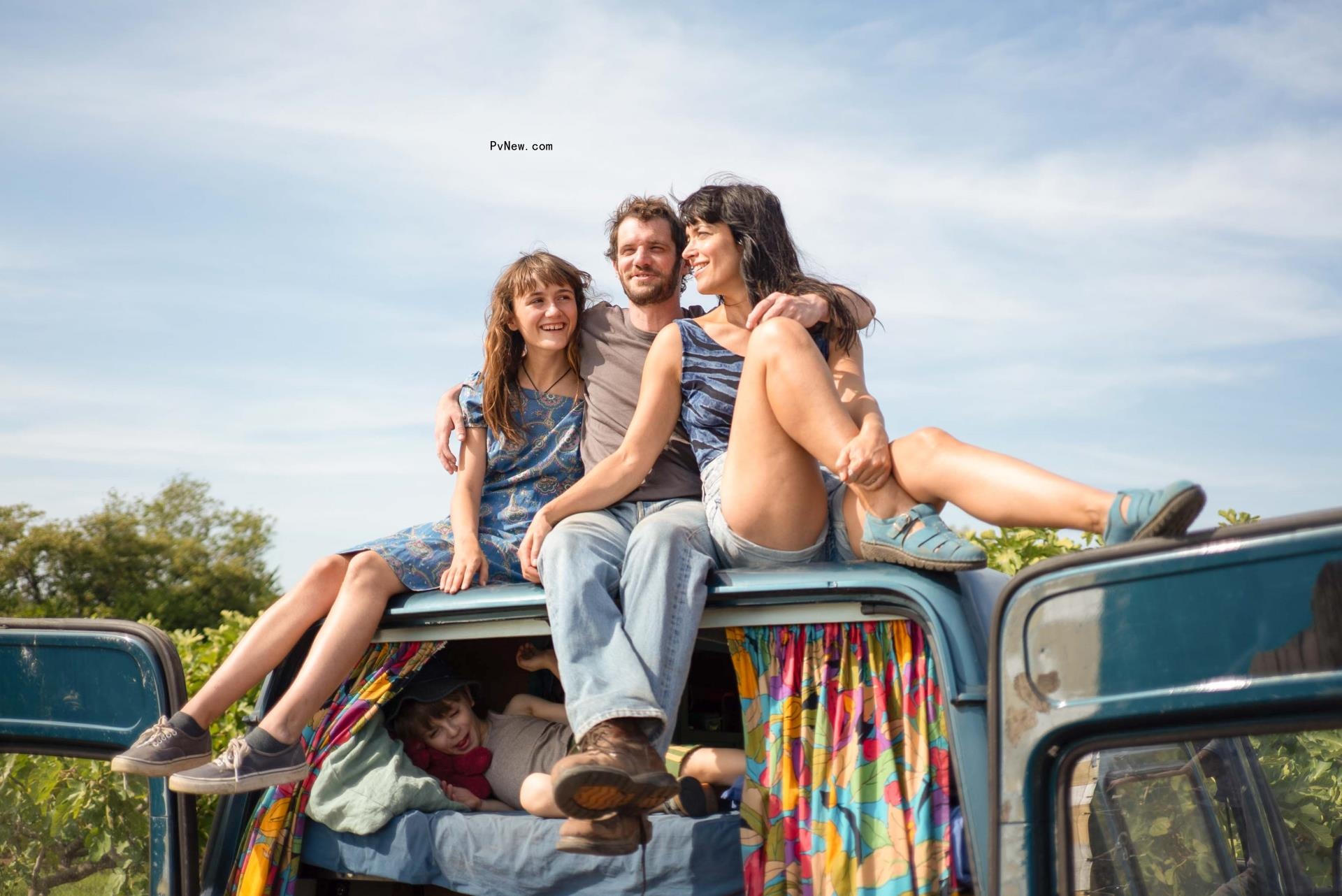 ‘Mikado,’ Baya Kasmi’s Film Starring Felix Moati and Vimala Pons, Boarded by Pulsar Content