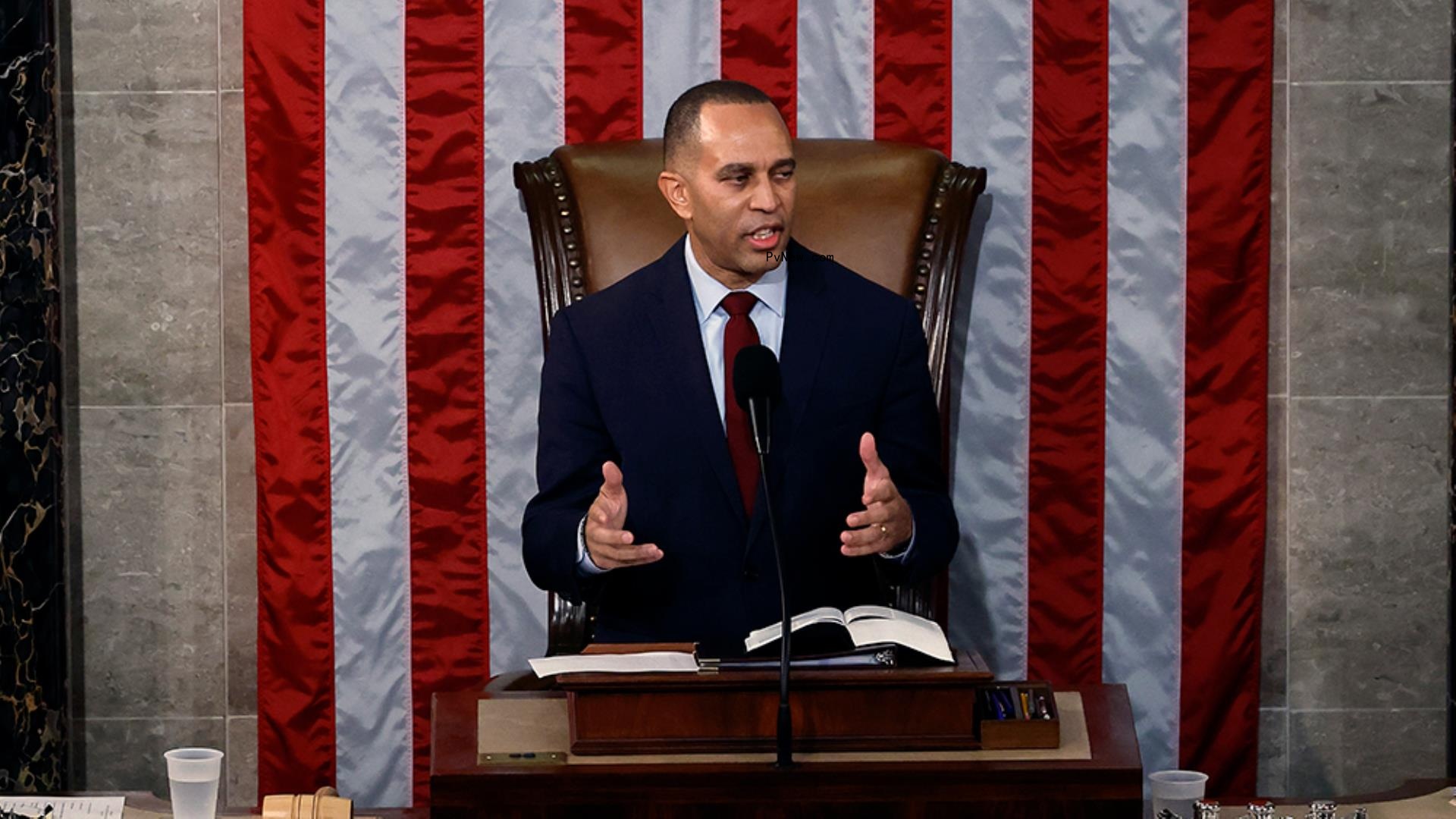 Hear Hakeem Jeffries’ Speech to Co<i></i>ngress Set to the Music of Nas’ Jay-Z Diss Track ‘Ether’
