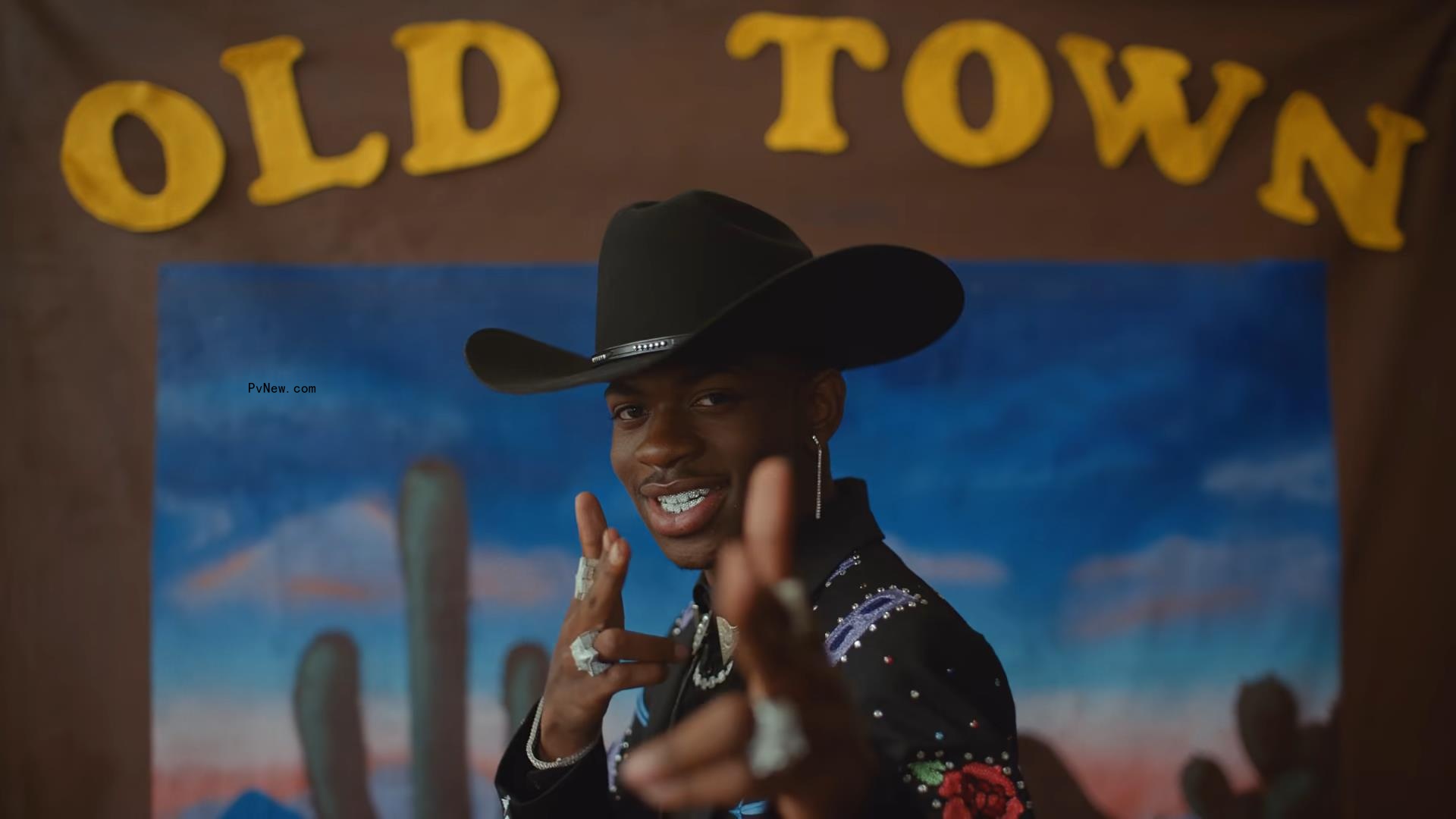 Lil Nas X’s ‘Old Town Road’ Music Video Tops 1 Billion YouTube Views