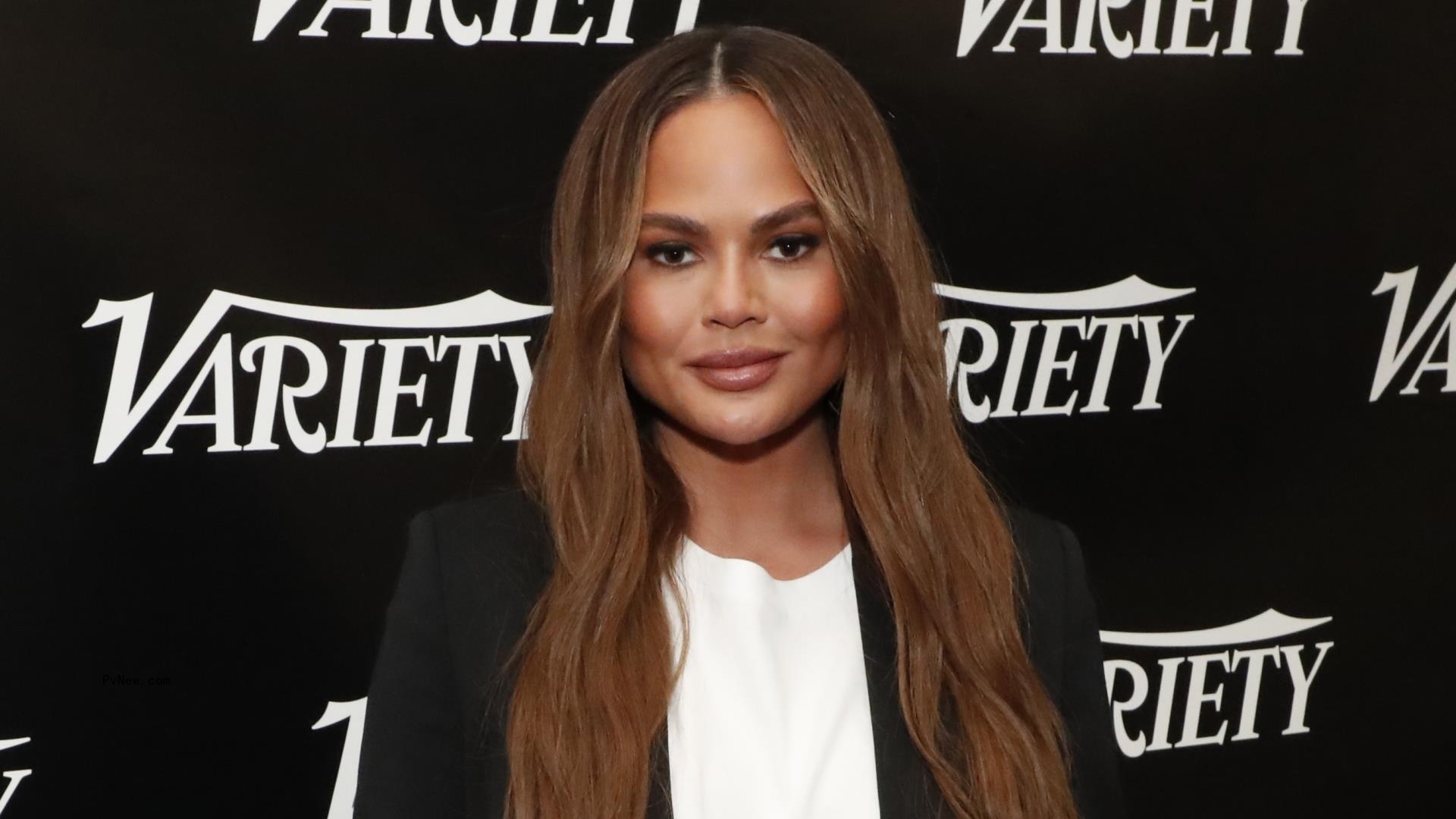 Chrissy Teigen Respo<i></i>nds to o<i></i>nline Attacks After She Reveals Abortion: ‘I’ve Already Seen You Do Your Worst’