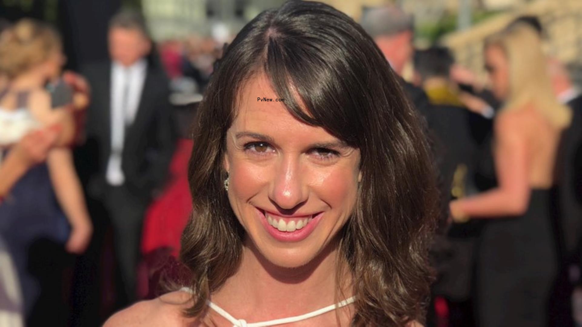 l<i></i>inkedIn Hires Ex-CNN Digital Exec Courtney Coupe as First Head of Original Programming