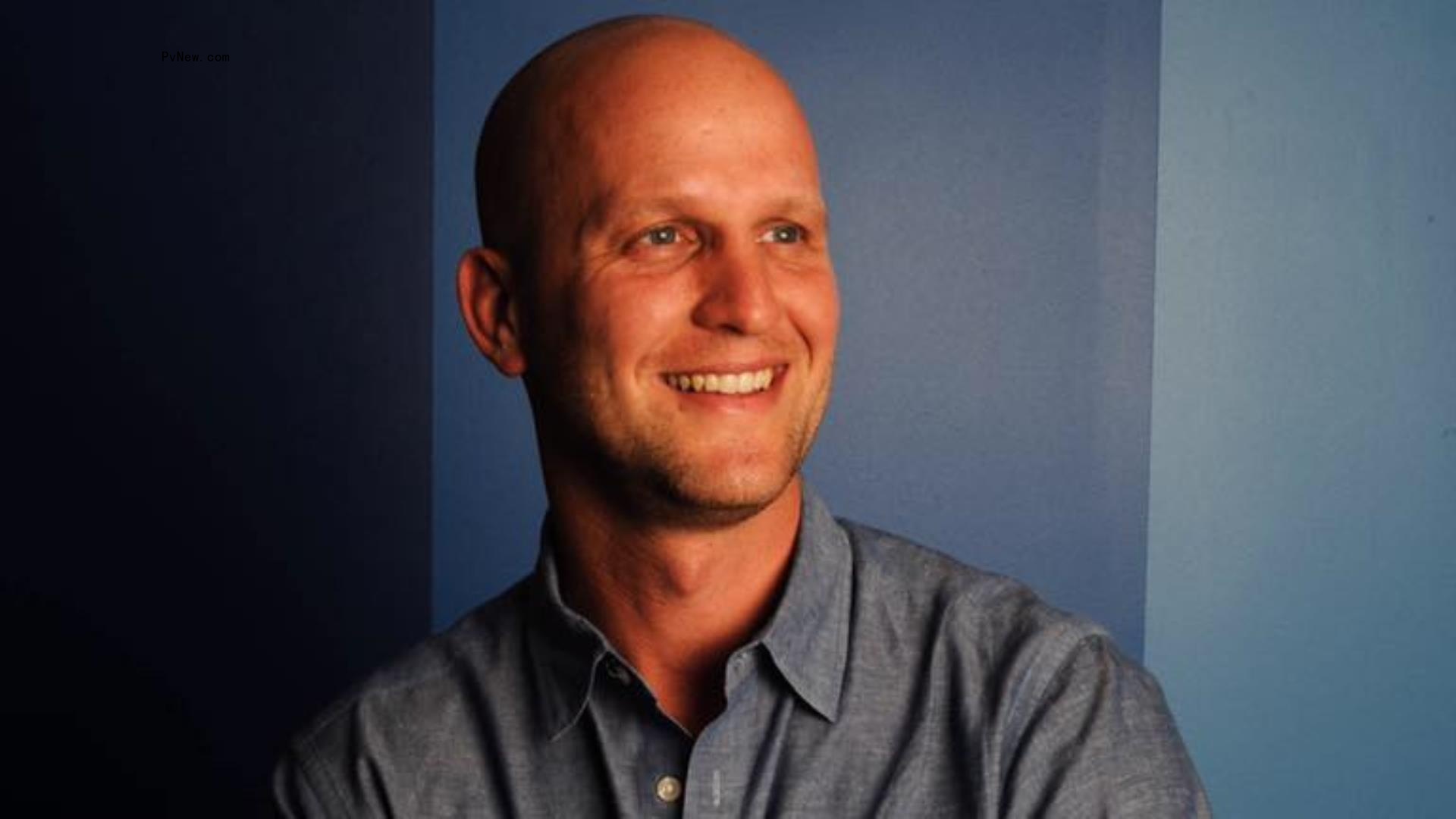 me<i></i>ta Rehires Nick Grudin as Head of Co<i></i>ntent Partnerships, Seven Mo<i></i>nths After He Left for an NFT Startup