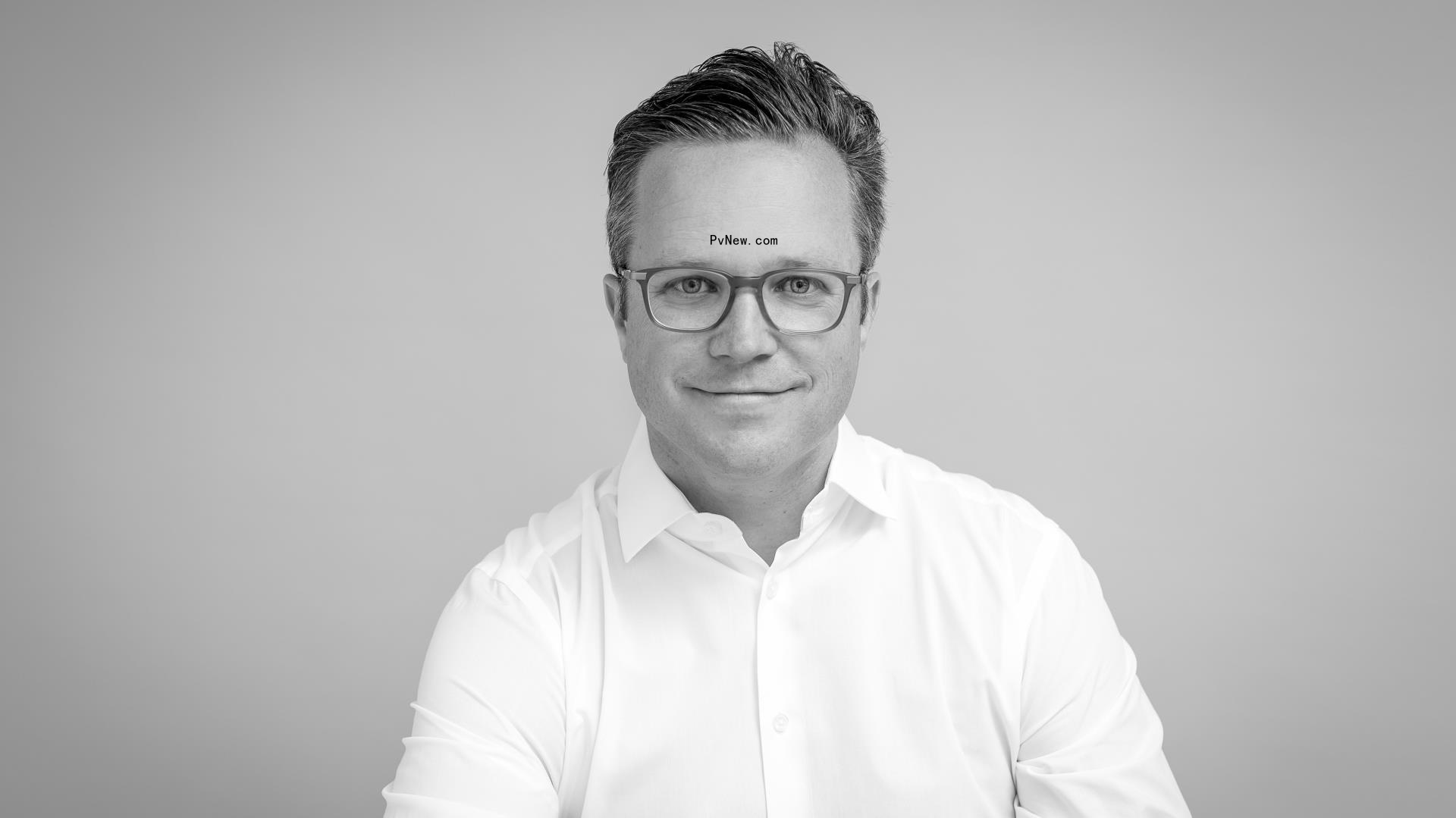 Snap Hires me<i></i>ta Veteran Patrick Harris as Senior VP of Partnerships