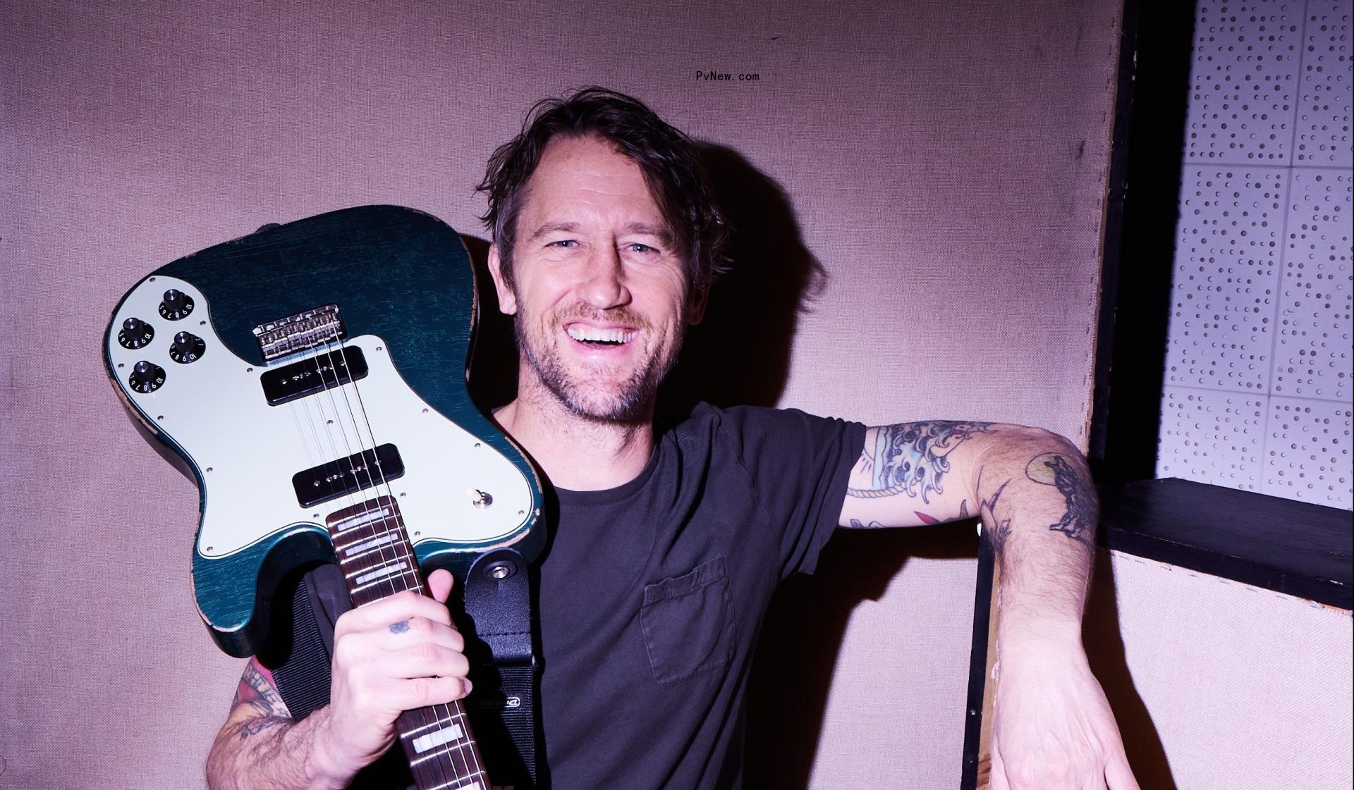 Foo Fighters’ Chris Shiflett Launches Guitar Podcast ‘Shred With Shifty’