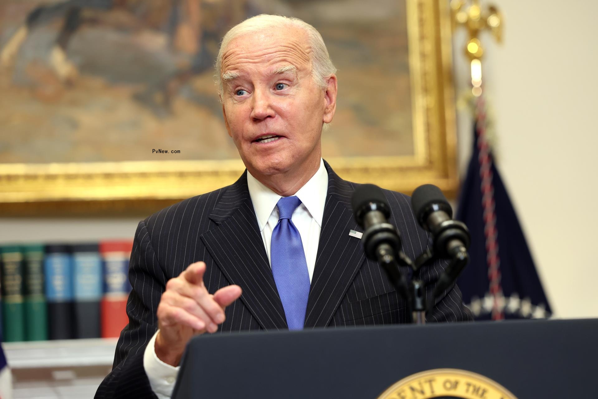 Biden’s Sweeping AI Executive Order Calls for Standards to ‘Mitigate Harms’ to Workers Posed by Artificial-Intelligence Tech