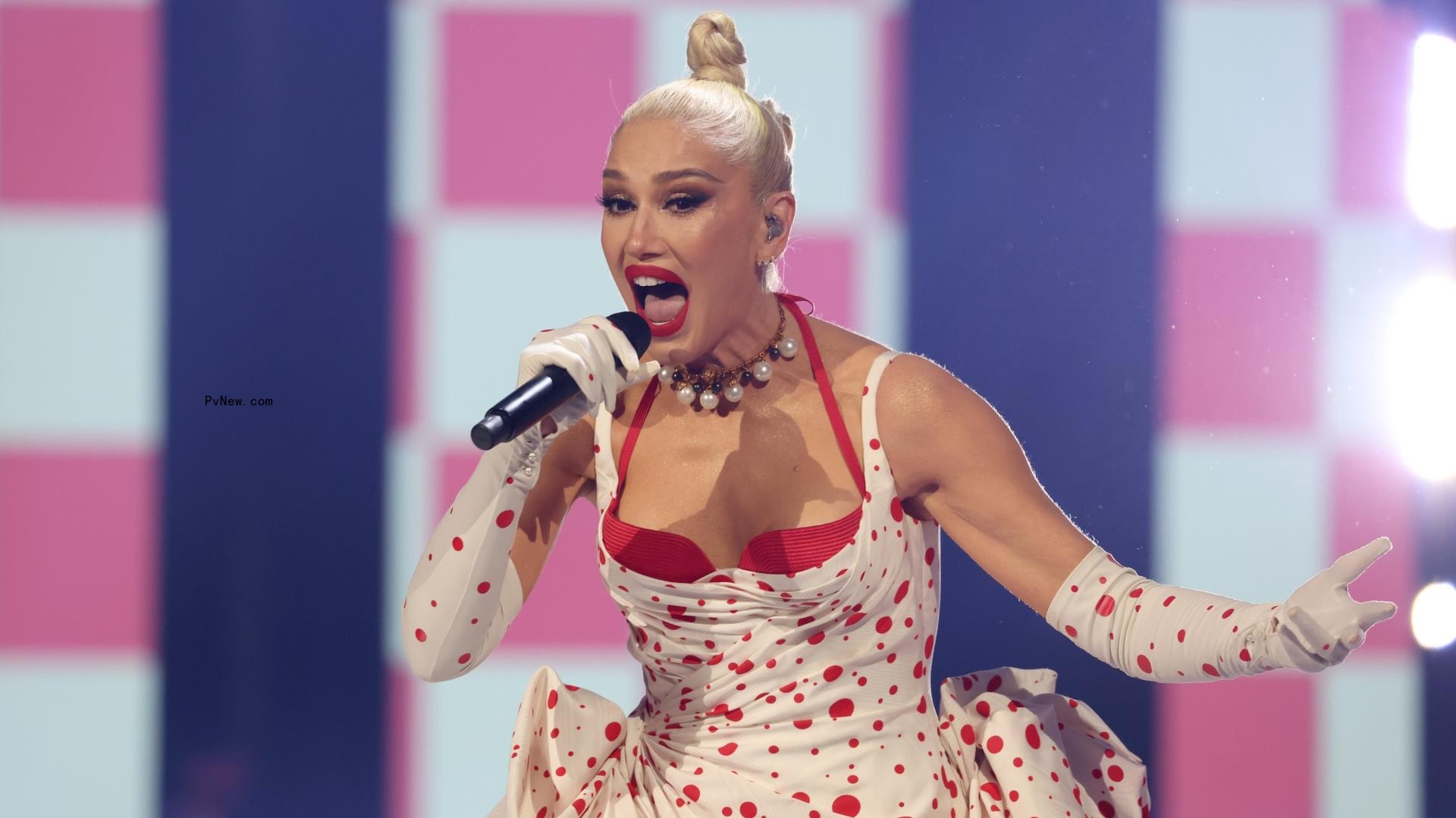 Gwen Stefani to Headline TikTok’s Super Bowl 2024 Tailgate Livestream