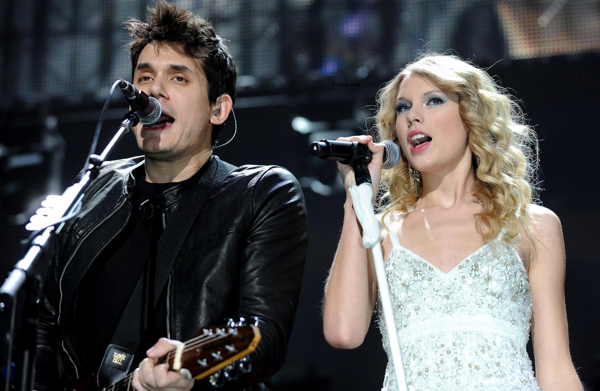 John Mayer and Taylor Swift at 2009 Z100 Jingle Ball